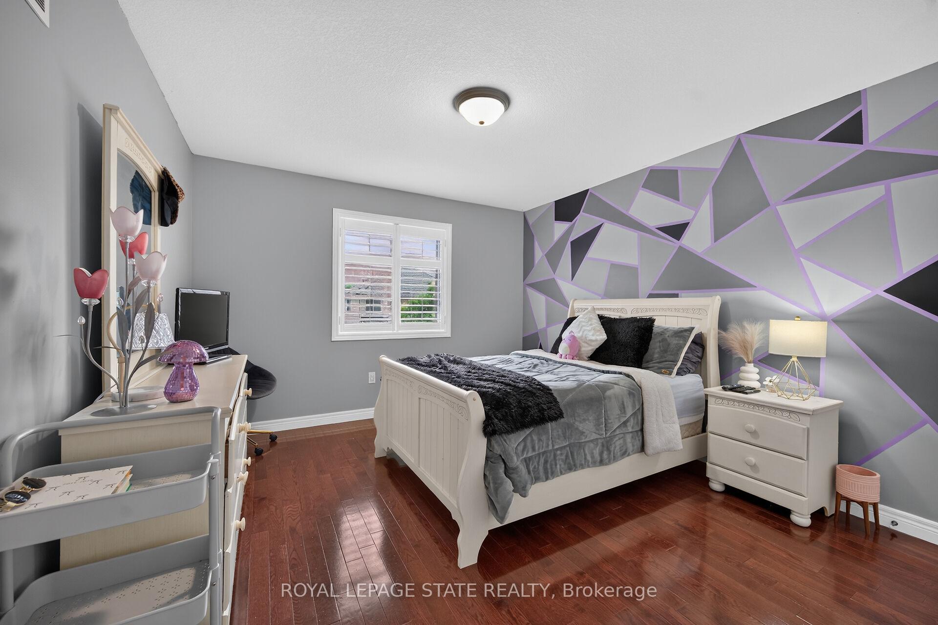 Photo 25 of 43 Wilbur Drive, Hamilton, Binbrook — HOMEH