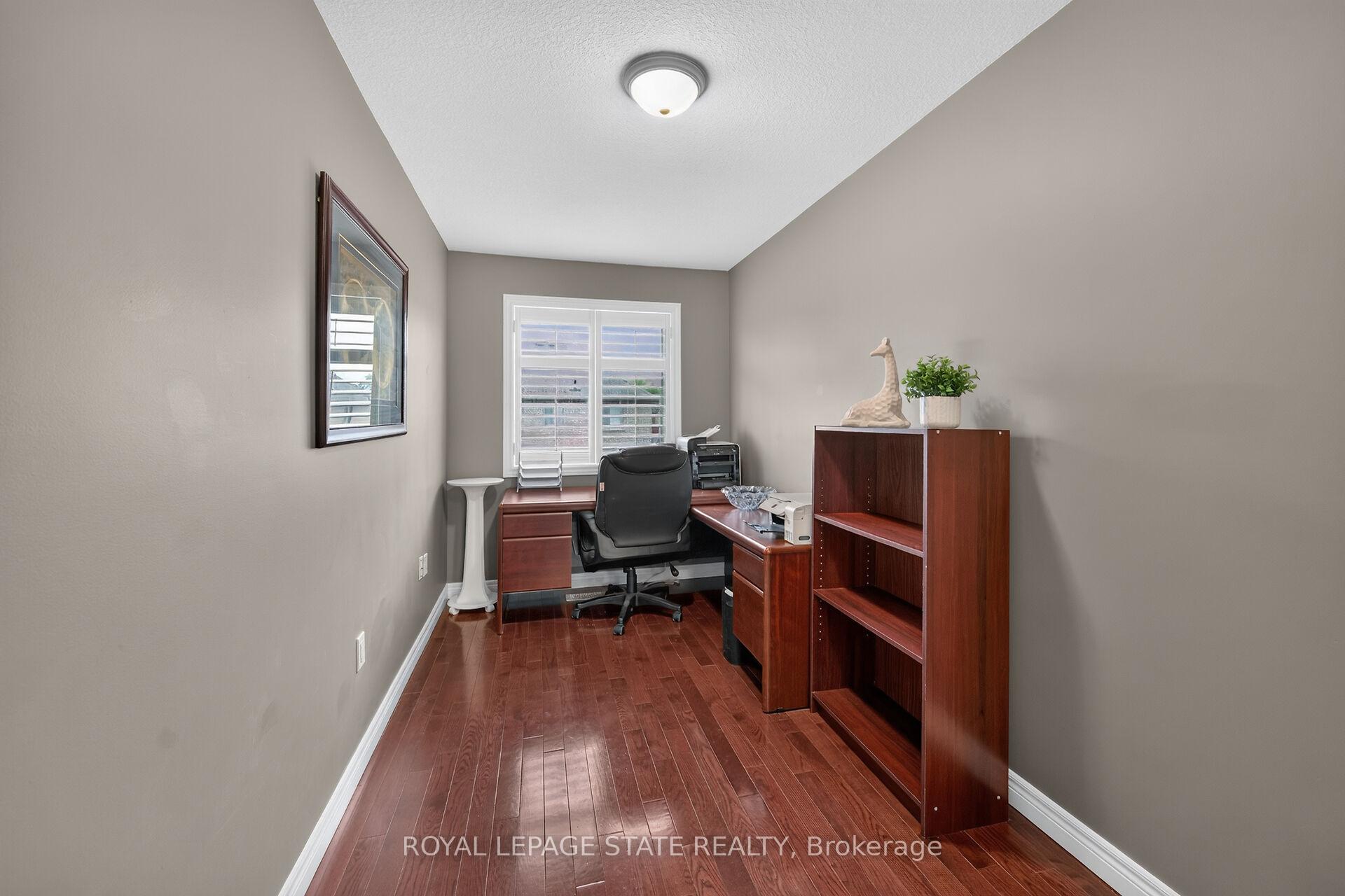 Photo 27 of 43 Wilbur Drive, Hamilton, Binbrook — HOMEH