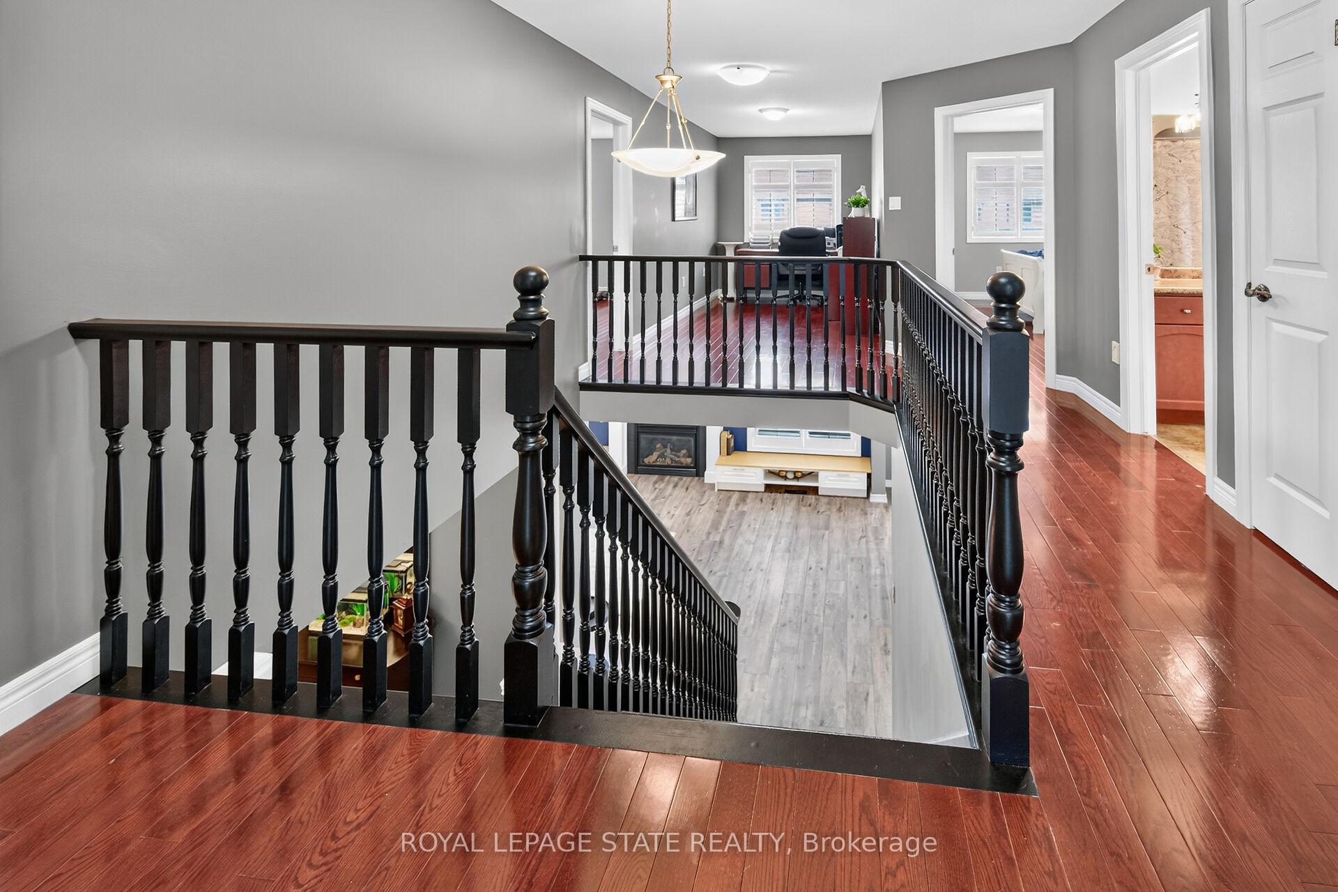 Photo 28 of 43 Wilbur Drive, Hamilton, Binbrook — HOMEH