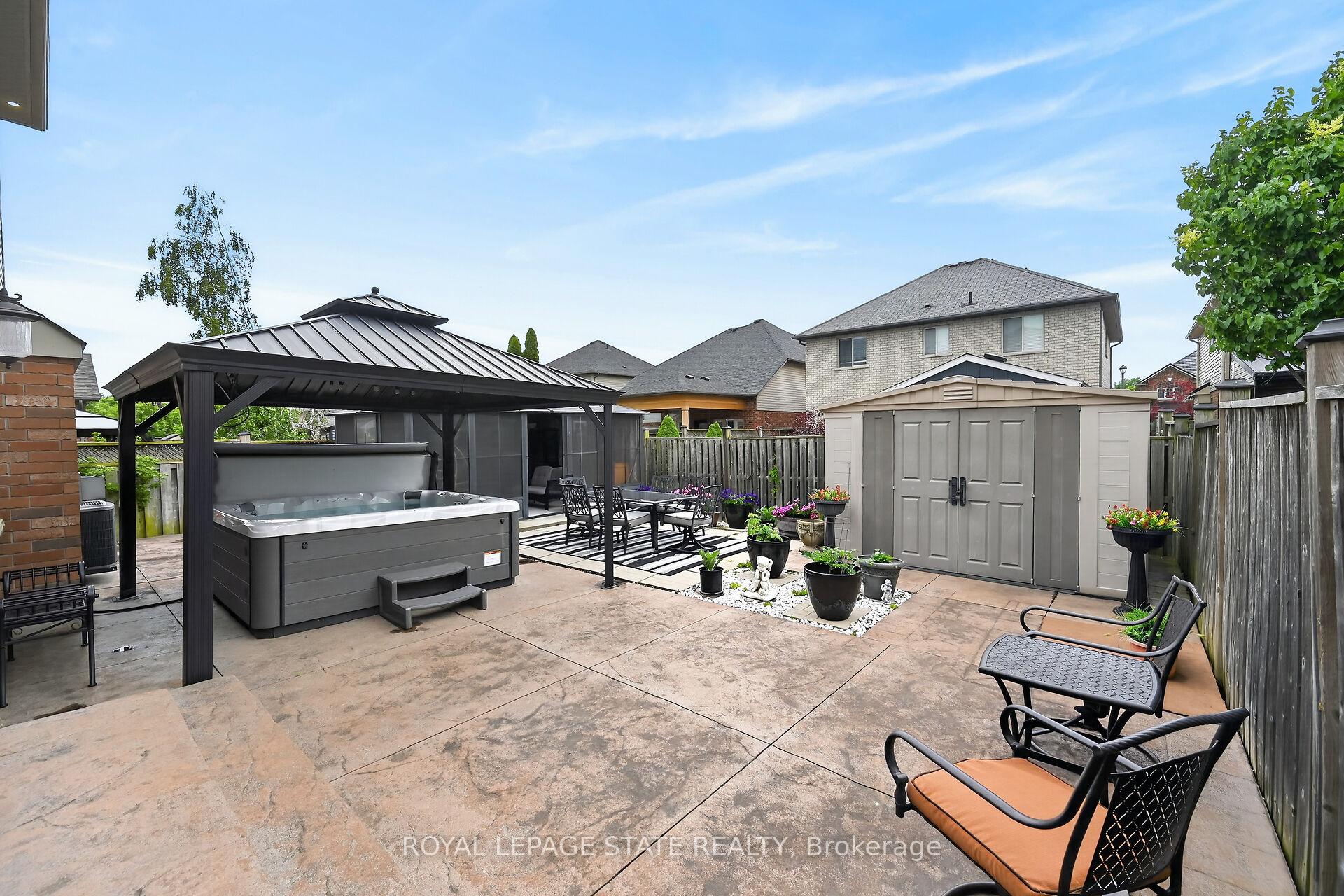 Photo 39 of 43 Wilbur Drive, Hamilton, Binbrook — HOMEH