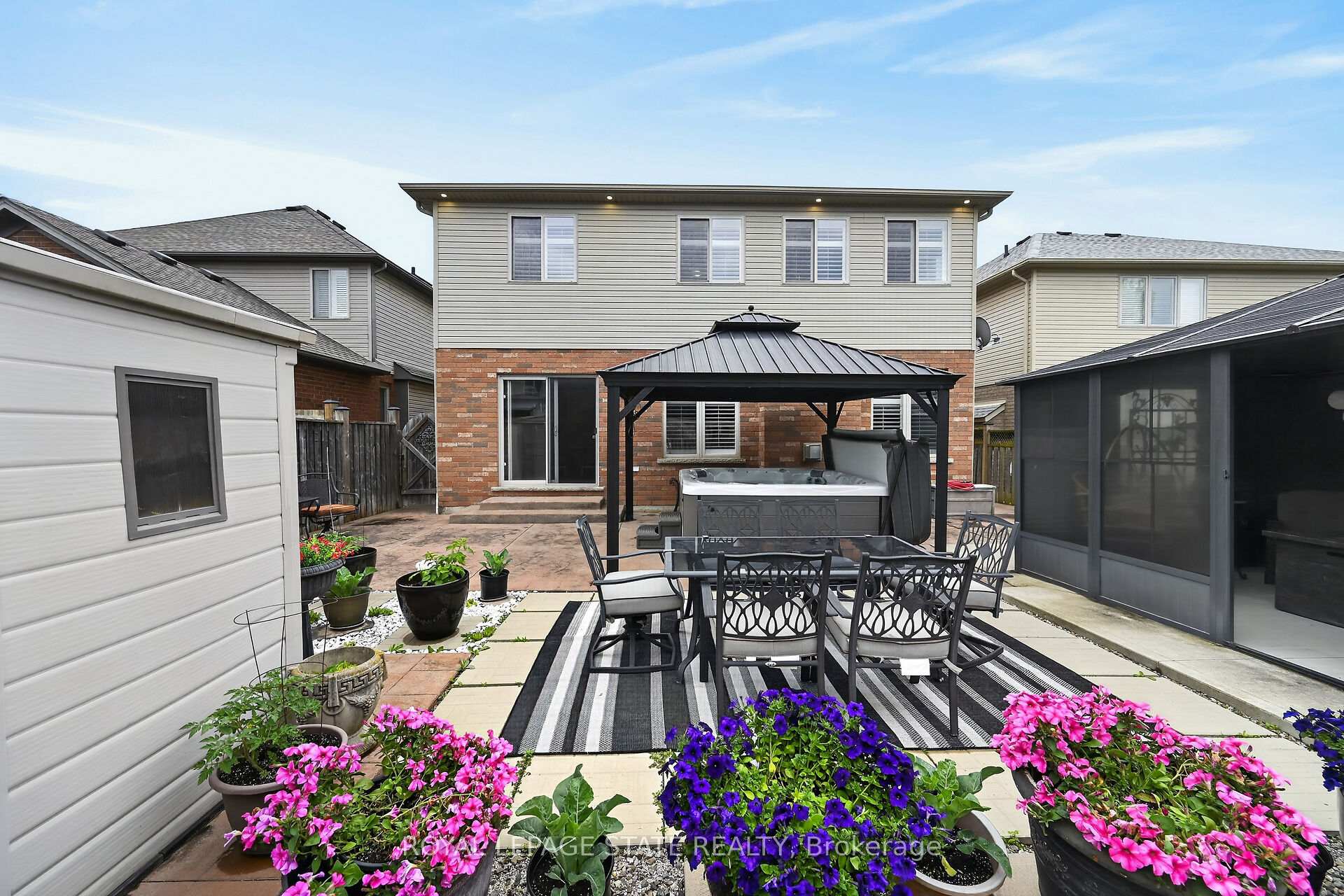 Photo 45 of 43 Wilbur Drive, Hamilton, Binbrook — HOMEH