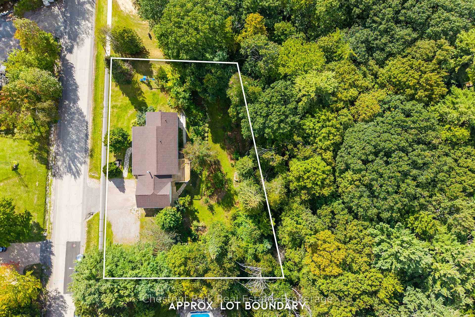 Photo 2 of 34 Glendale Road, Bracebridge, Monck (Bracebridge) — HOMEH