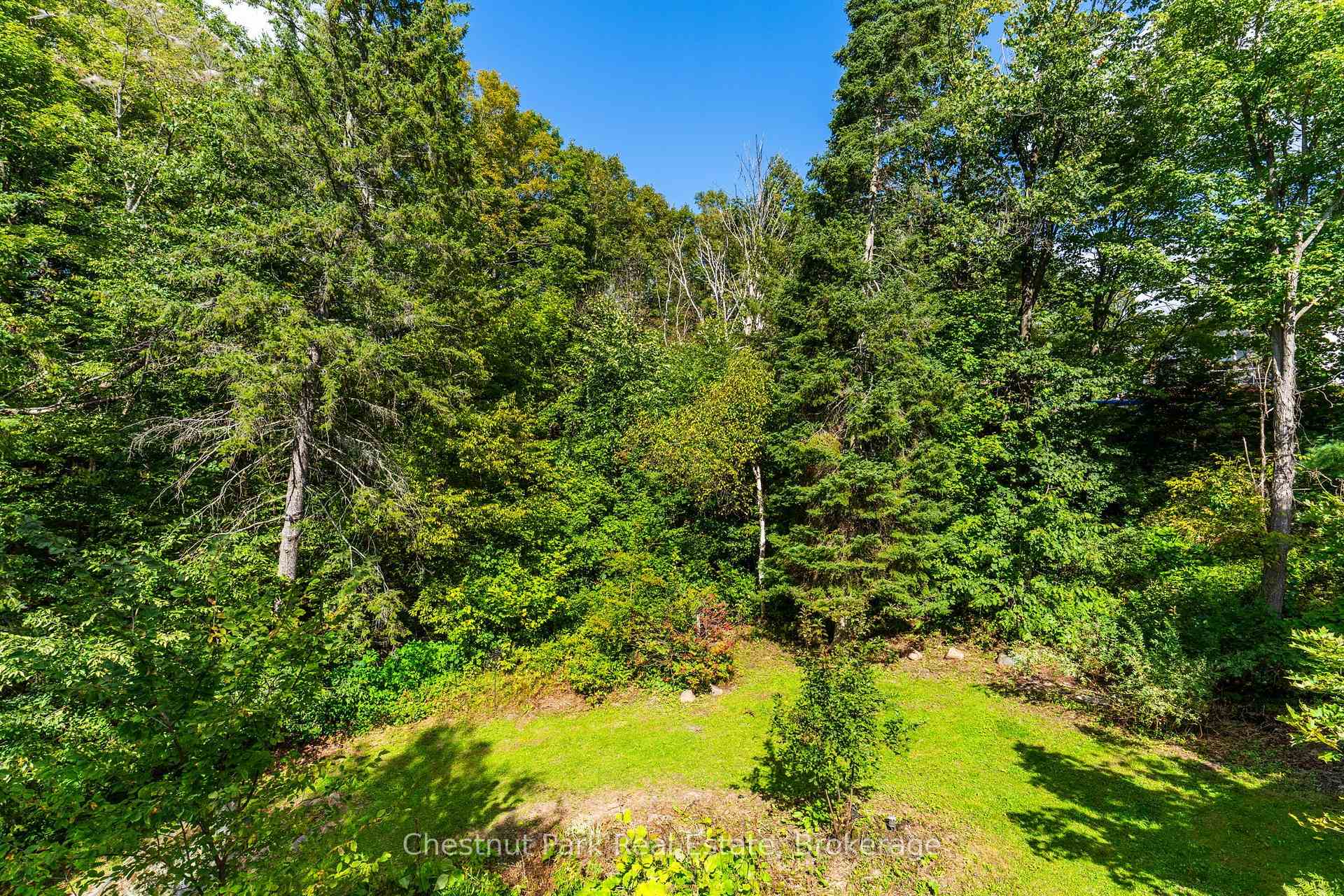 Photo 5 of 34 Glendale Road, Bracebridge, Monck (Bracebridge) — HOMEH