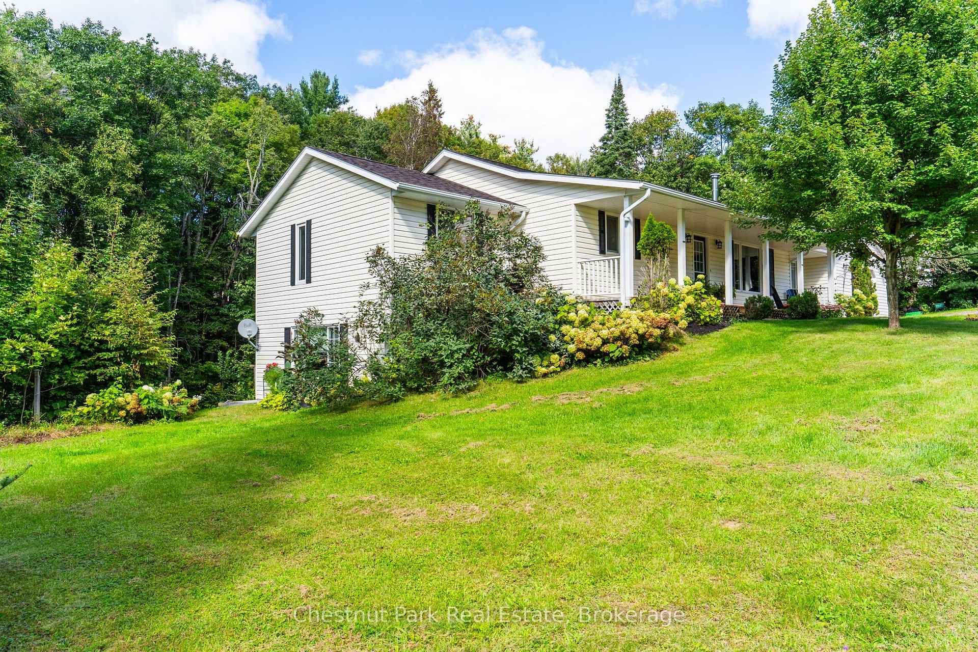 Photo 35 of 34 Glendale Road, Bracebridge, Monck (Bracebridge) — HOMEH