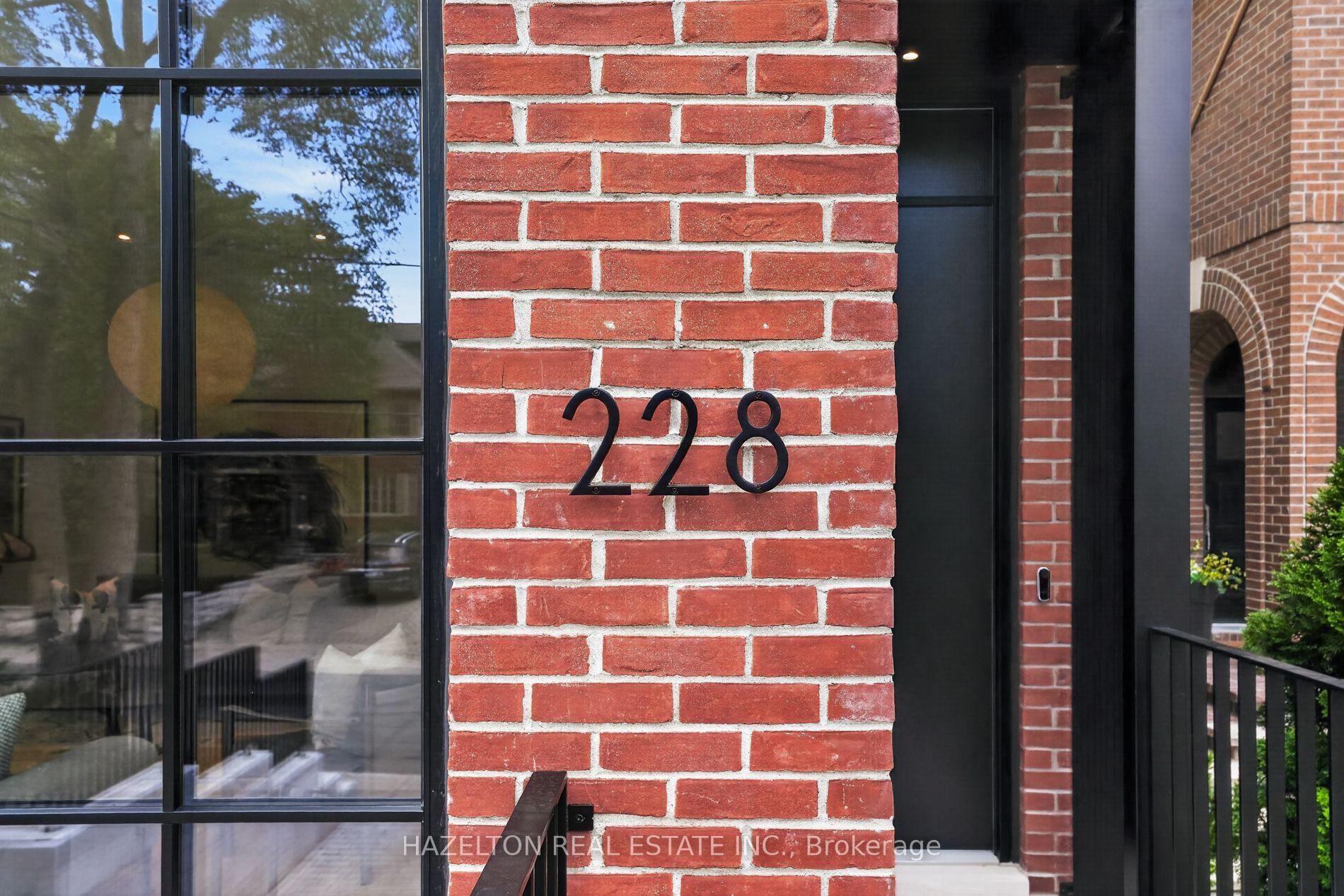 Photo 4 of 228 Glen Road, Toronto, Rosedale-Moore Park — HOMEH