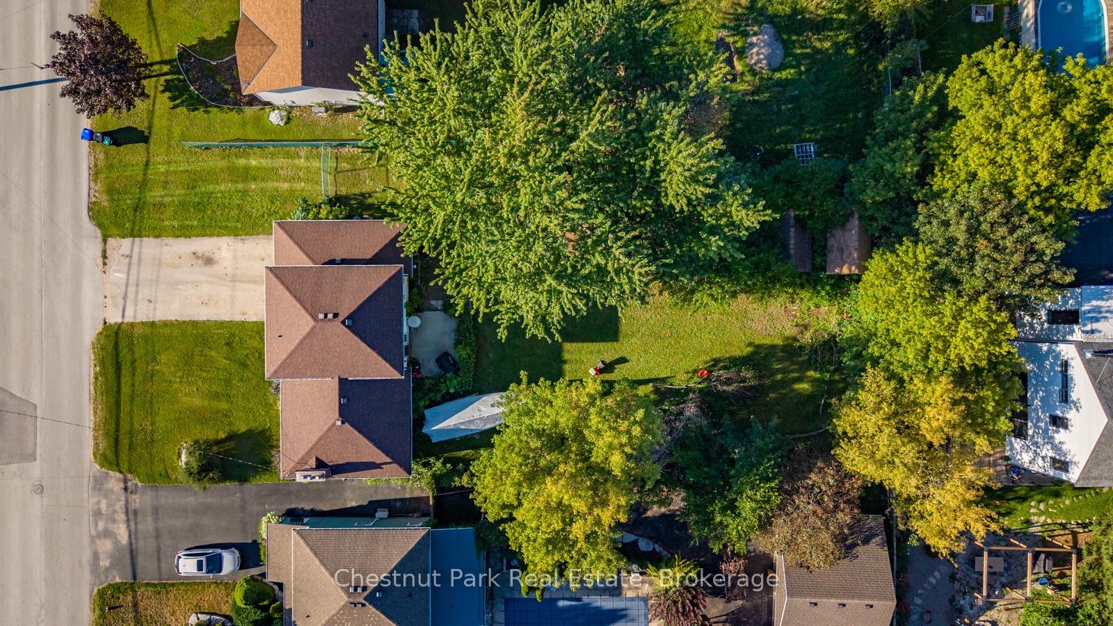 Photo 7 of 301 Spruce Street, Collingwood — HOMEH