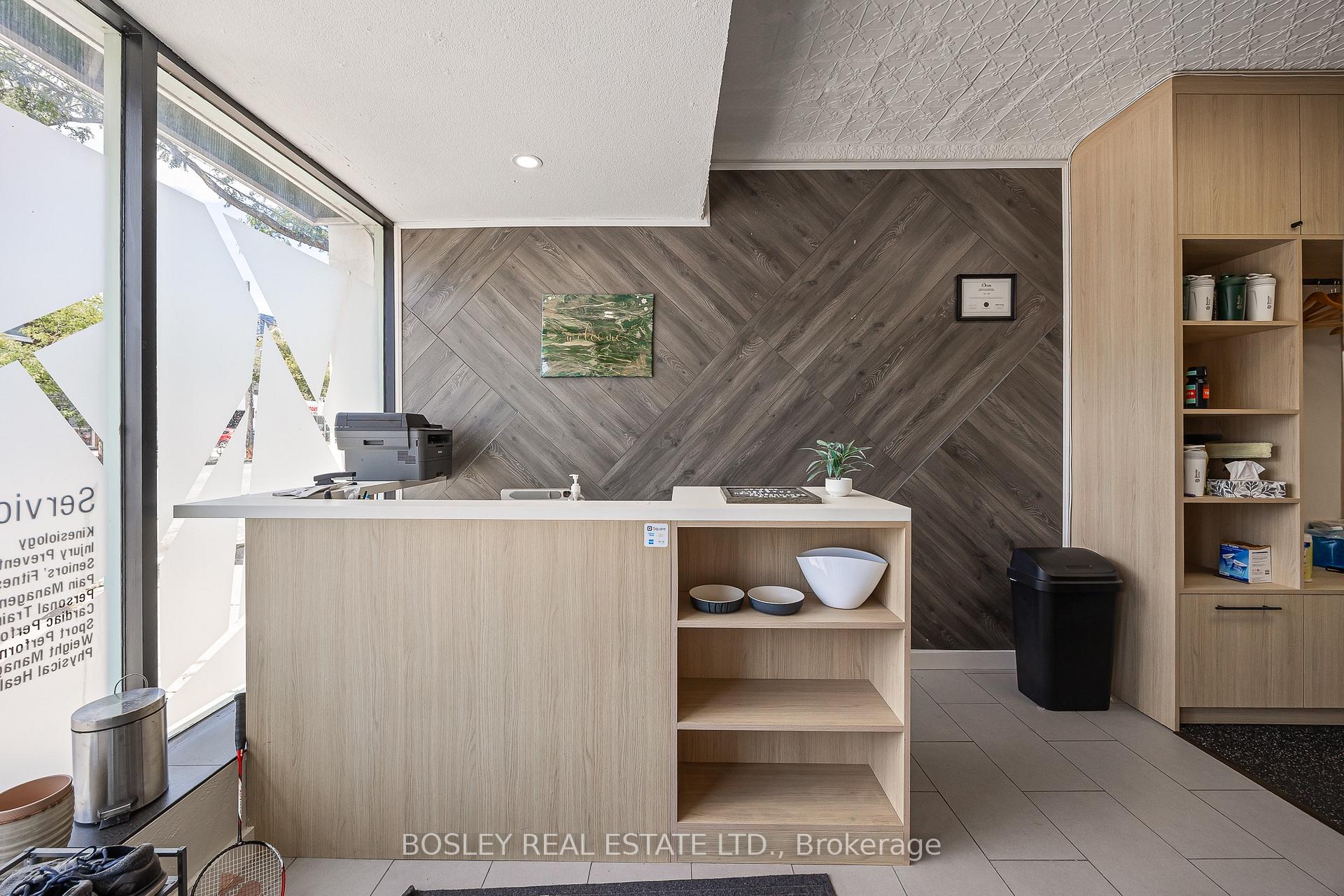 Photo 5 of 511 Mount Pleasant Road, Toronto, Mount Pleasant East — HOMEH