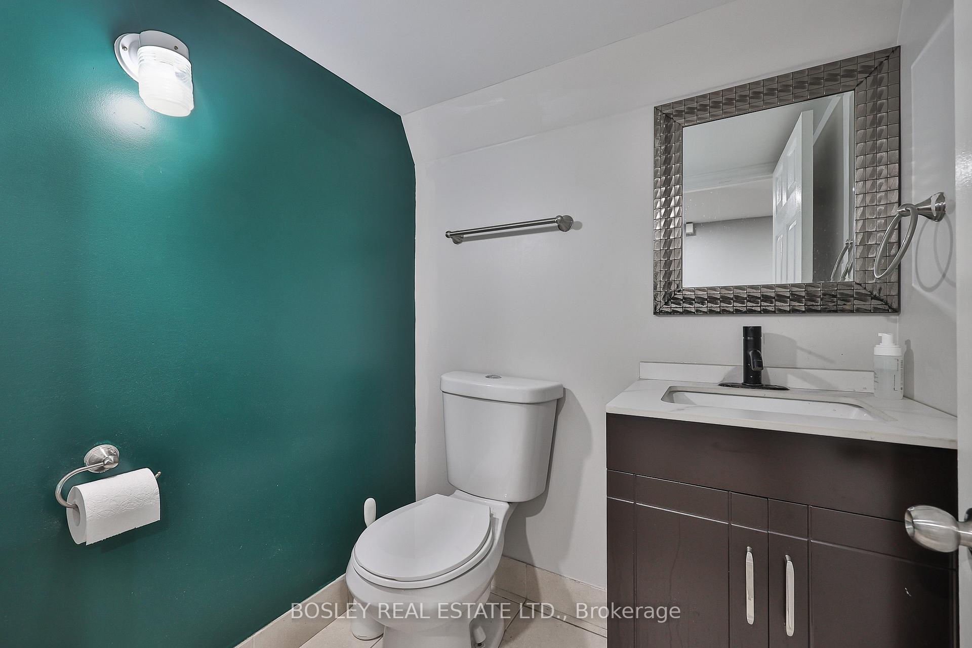 Photo 18 of 511 Mount Pleasant Road, Toronto, Mount Pleasant East — HOMEH