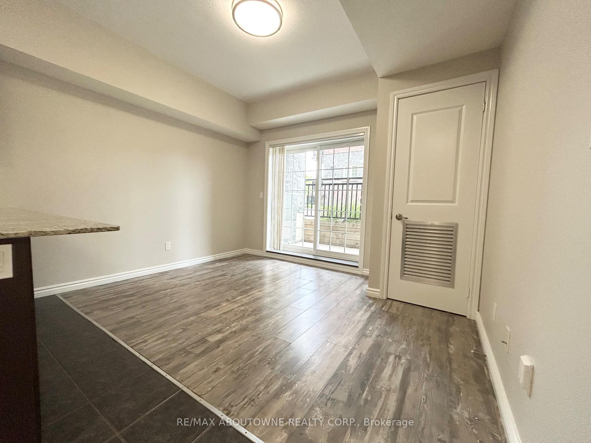 Photo 6 of Unit 102, 5 Rittenhouse Road, Kitchener, Country Hills West — HOMEH