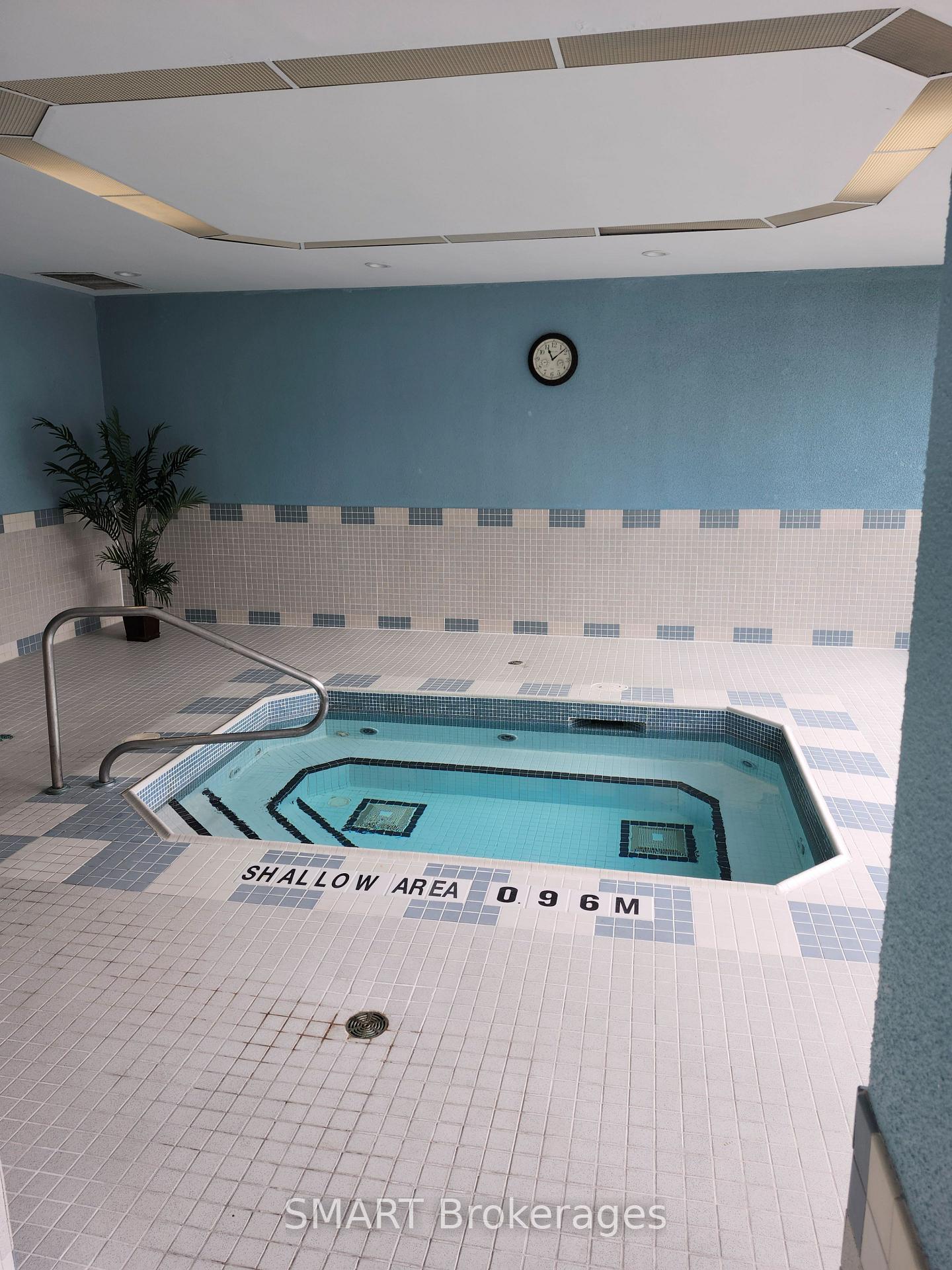 Photo 19 of Unit 103, 33 Weldrick Road E, Richmond Hill, Observatory — HOMEH