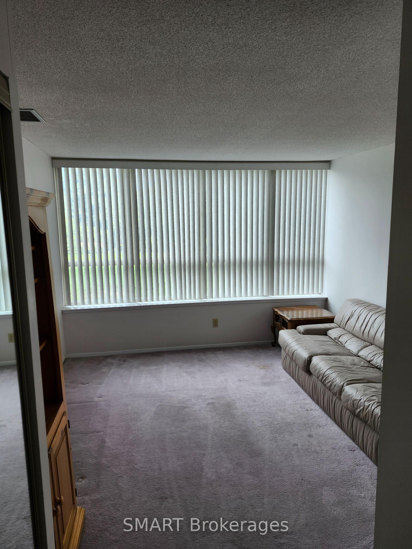 Photo 8 of Unit 103, 33 Weldrick Road E, Richmond Hill, Observatory — HOMEH