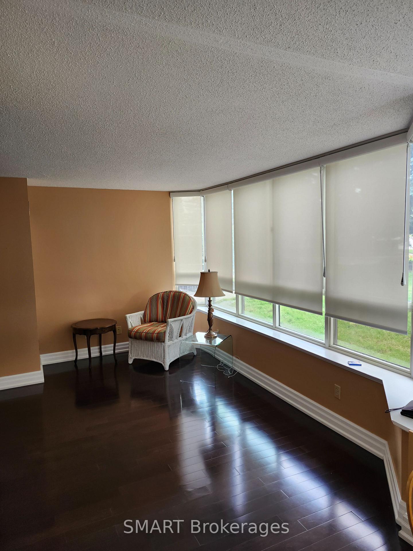 Photo 22 of Unit 103, 33 Weldrick Road E, Richmond Hill, Observatory — HOMEH
