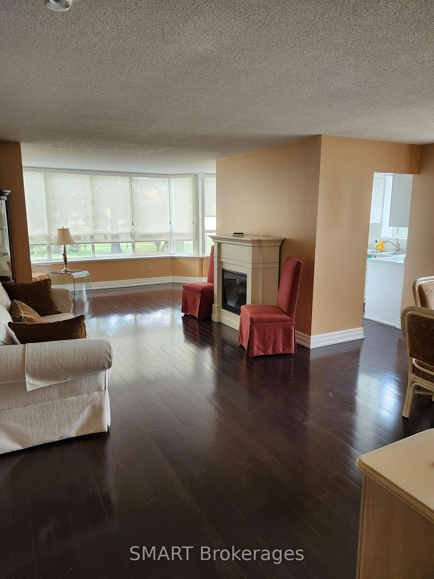 Photo 30 of Unit 103, 33 Weldrick Road E, Richmond Hill, Observatory — HOMEH