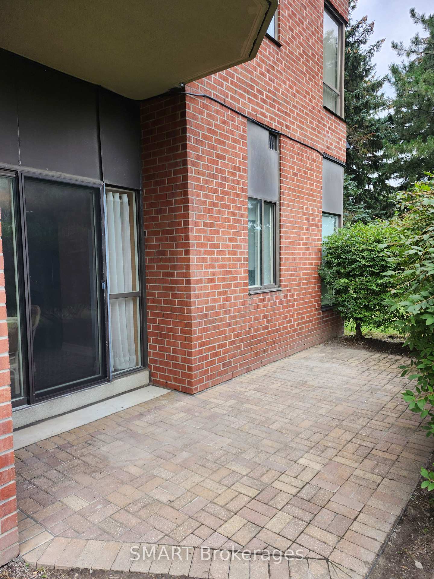 Photo 32 of Unit 103, 33 Weldrick Road E, Richmond Hill, Observatory — HOMEH