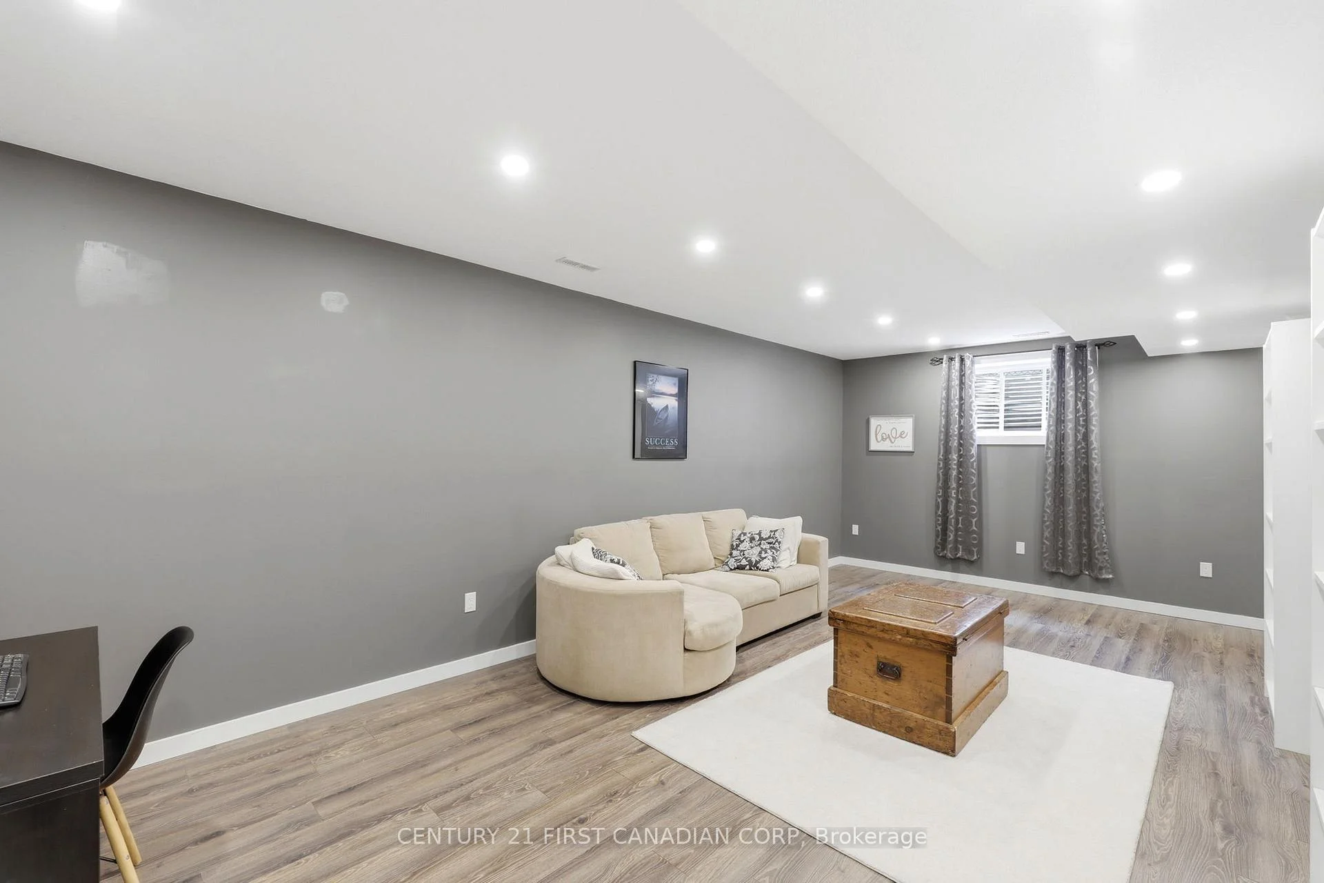 Photo 33 of 12 Glenwood Street, St. Thomas — HOMEH