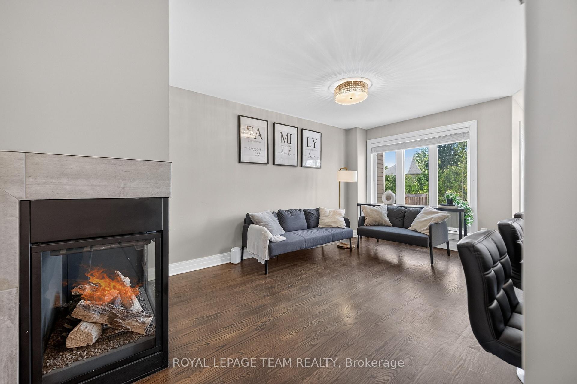 Photo 9 of 154 Woodhurst Crescent, Ottawa, Stittsville (South) — HOMEH