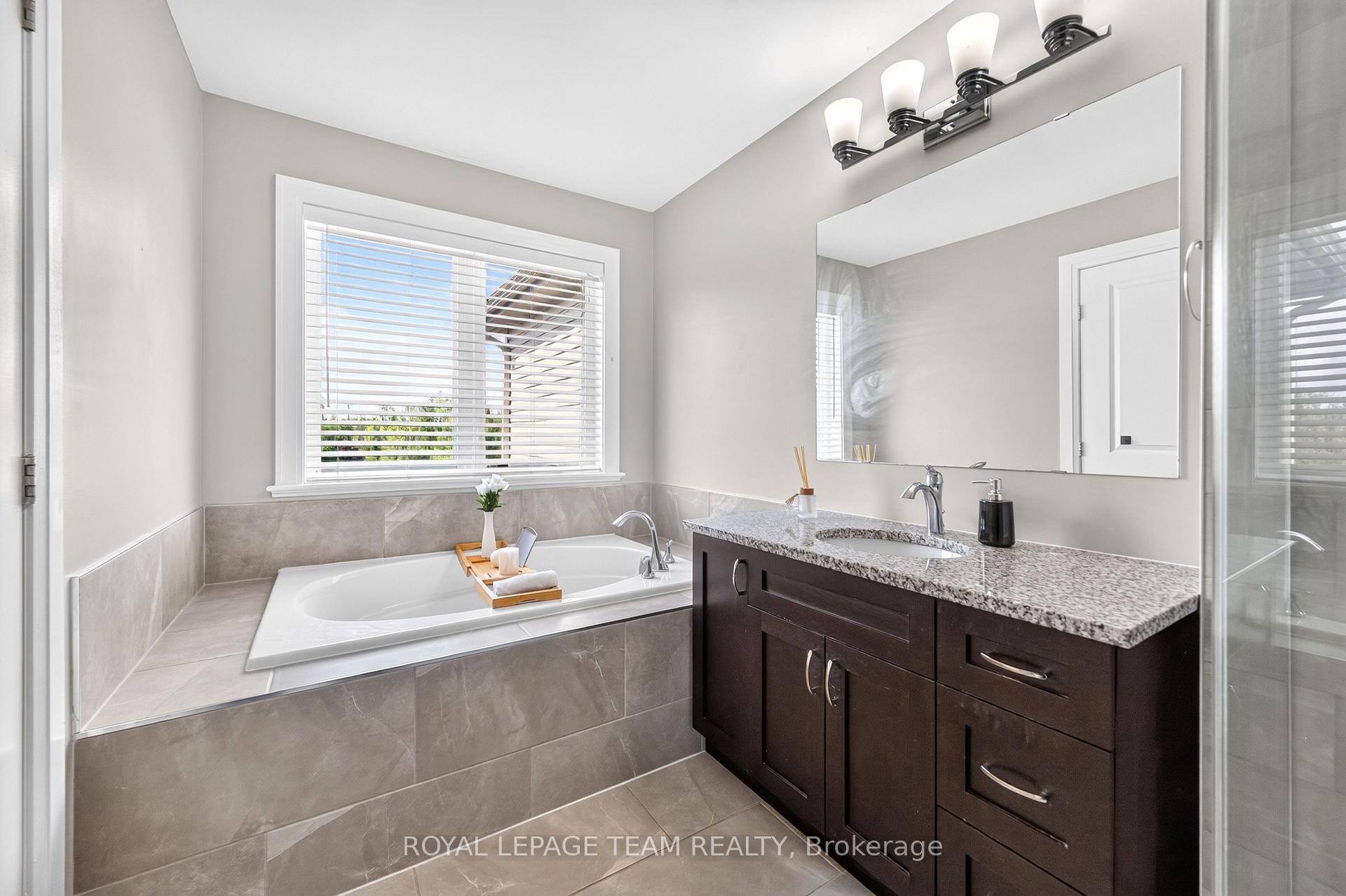 Photo 23 of 154 Woodhurst Crescent, Ottawa, Stittsville (South) — HOMEH