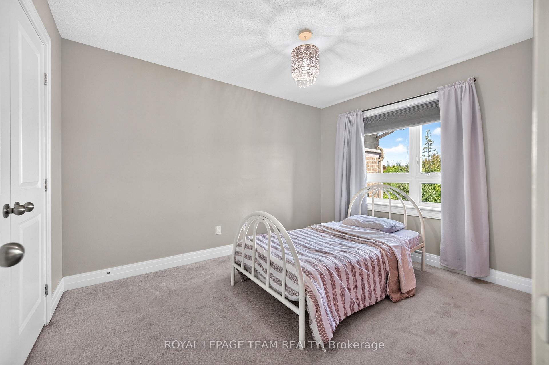 Photo 25 of 154 Woodhurst Crescent, Ottawa, Stittsville (South) — HOMEH
