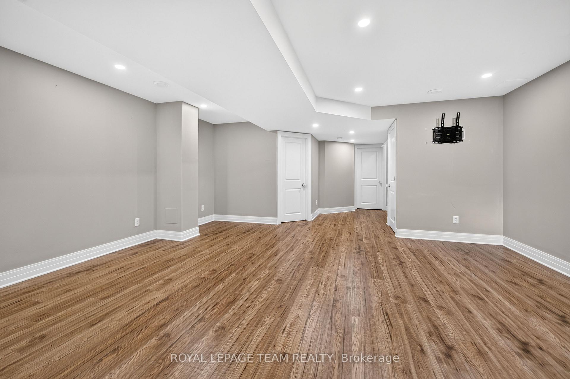 Photo 35 of 154 Woodhurst Crescent, Ottawa, Stittsville (South) — HOMEH
