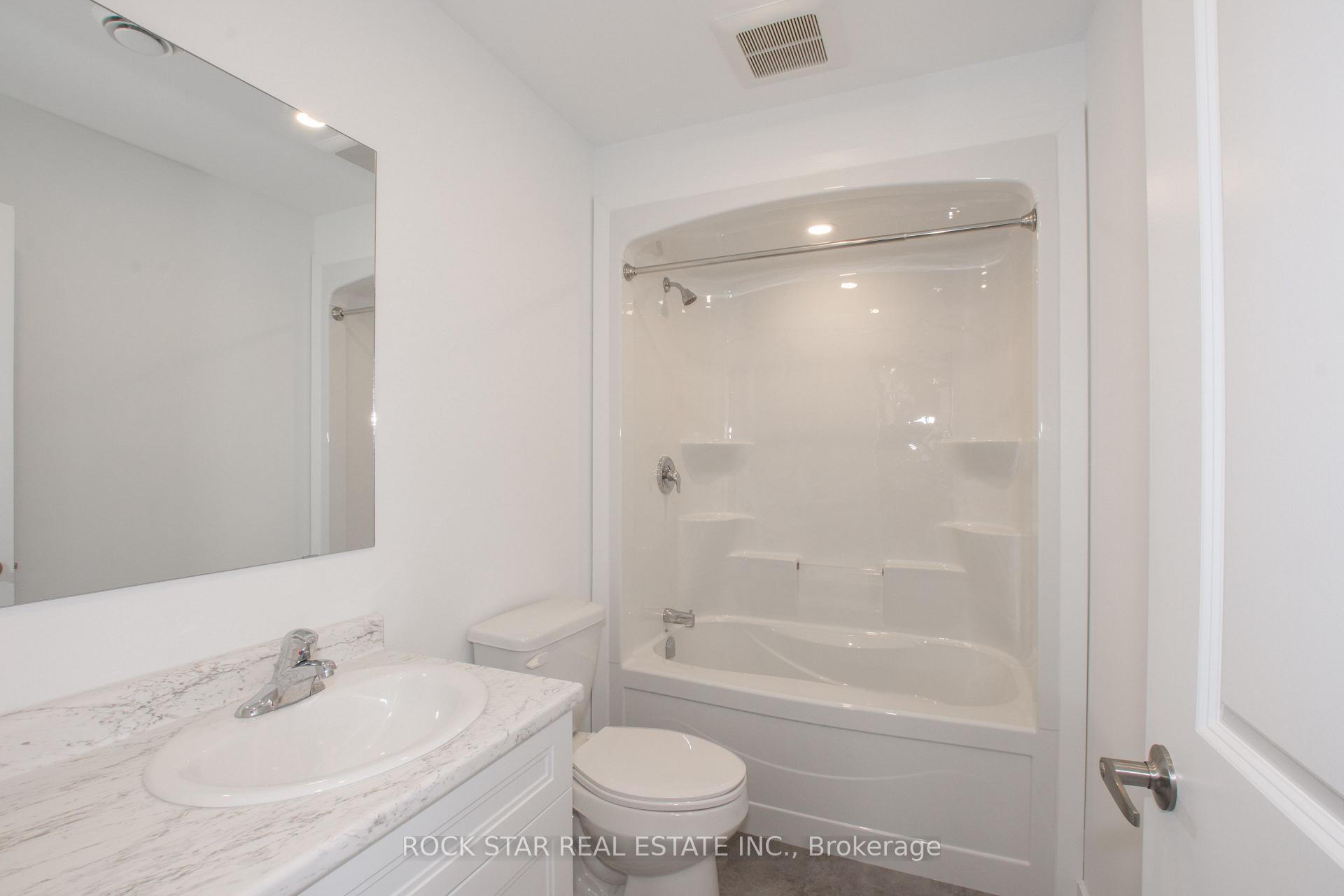 Photo 18 of Unit 114, 6591 Montrose Road, Niagara Falls, West Wood — HOMEH