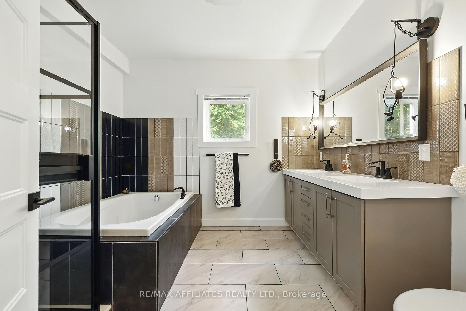 Photo 33 of 1155 Ebbs Bay Road, Carleton Place, Carleton Place — HOMEH