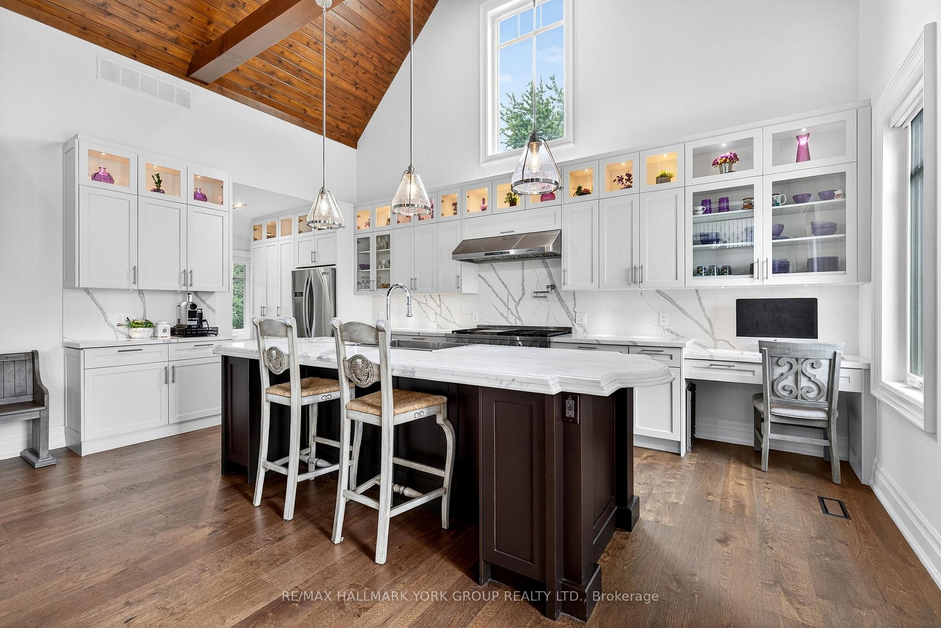 Photo 3 of 10 Grills Road, Kawartha Lakes, Mariposa — HOMEH