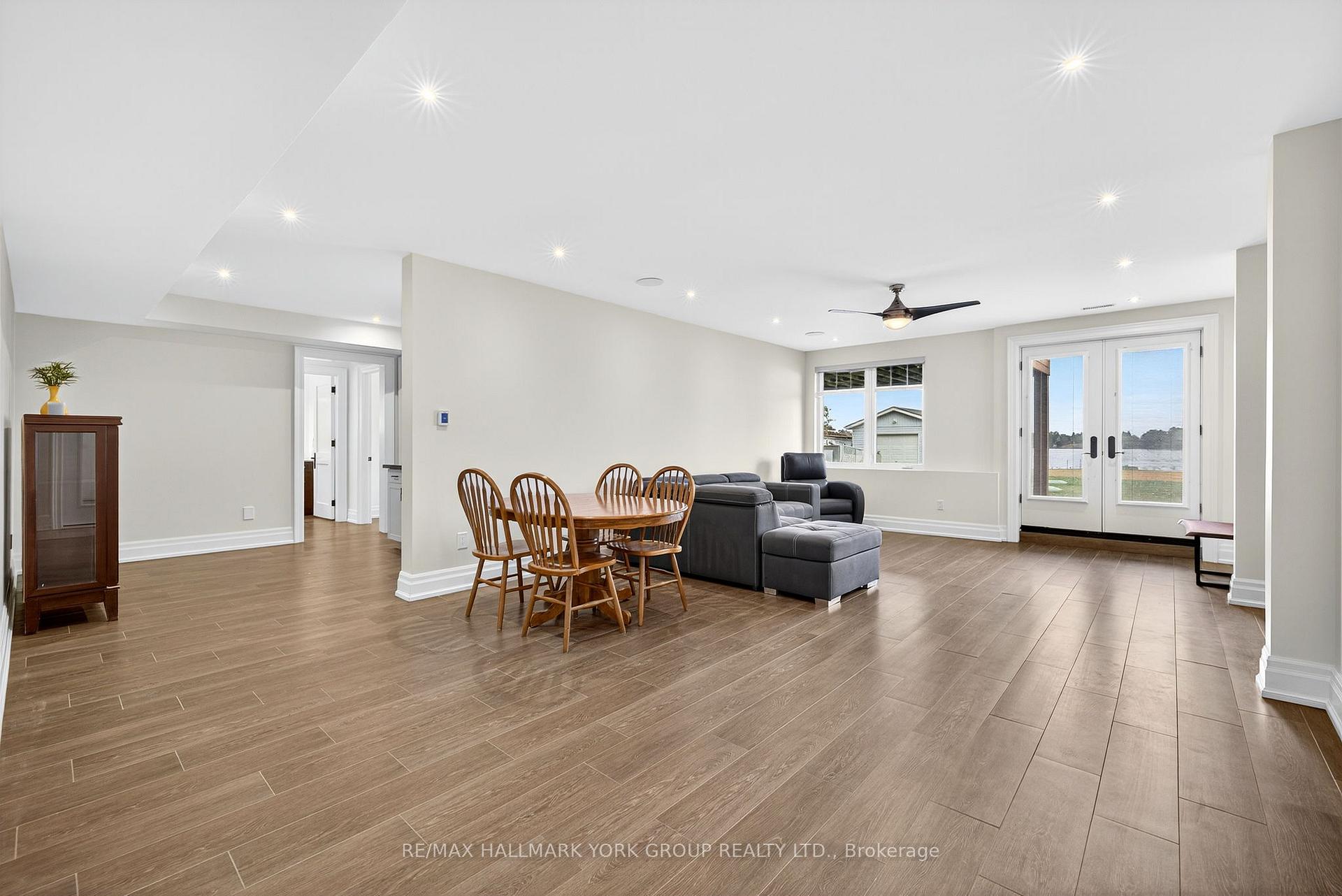 Photo 13 of 10 Grills Road, Kawartha Lakes, Mariposa — HOMEH