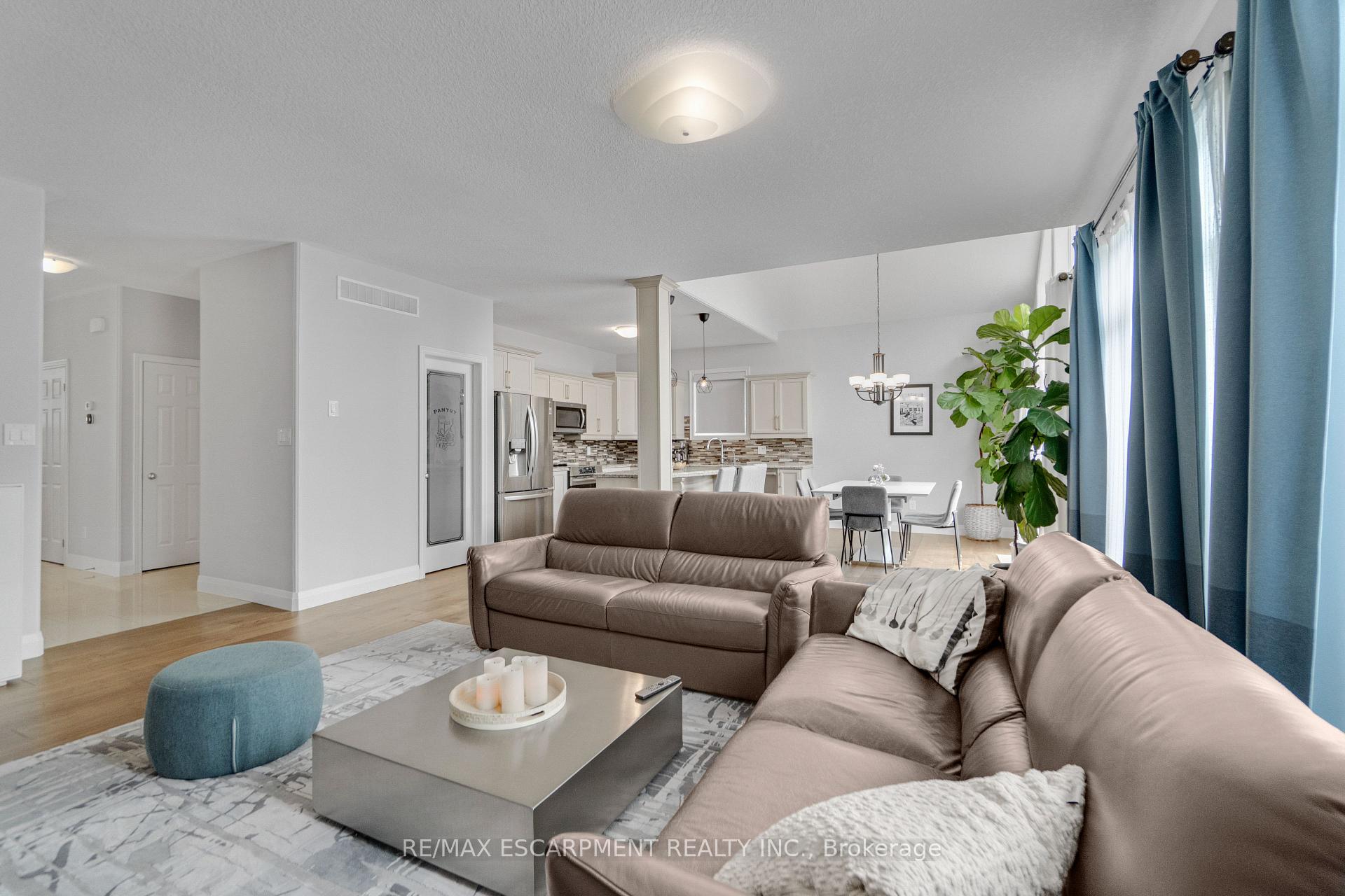 Photo 6 of 83 Frankfurt Street, Kitchener, Trussler — HOMEH