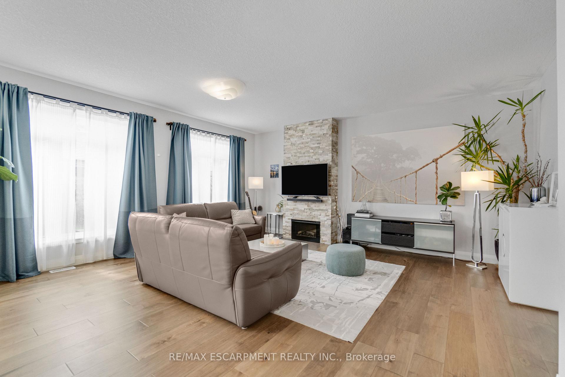 Photo 7 of 83 Frankfurt Street, Kitchener, Trussler — HOMEH