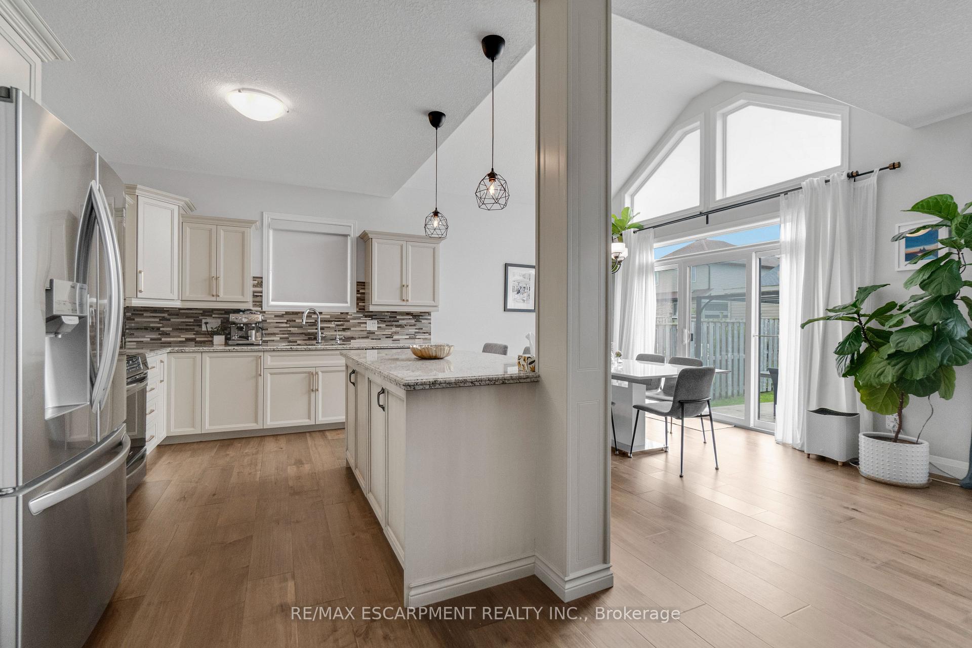 Photo 9 of 83 Frankfurt Street, Kitchener, Trussler — HOMEH