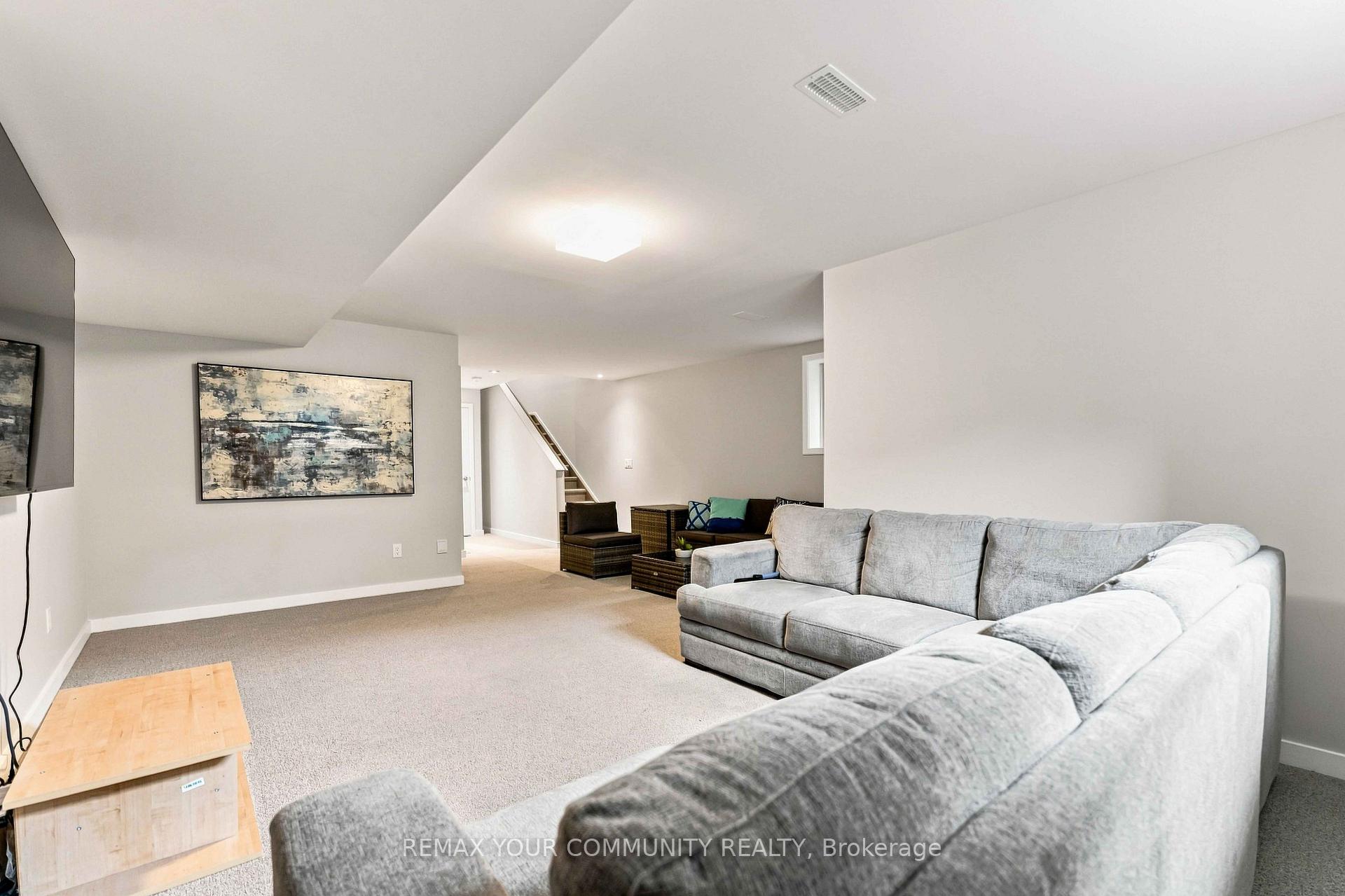 Photo 32 of 664 Odyssey Way, Ottawa, Leitrim — HOMEH