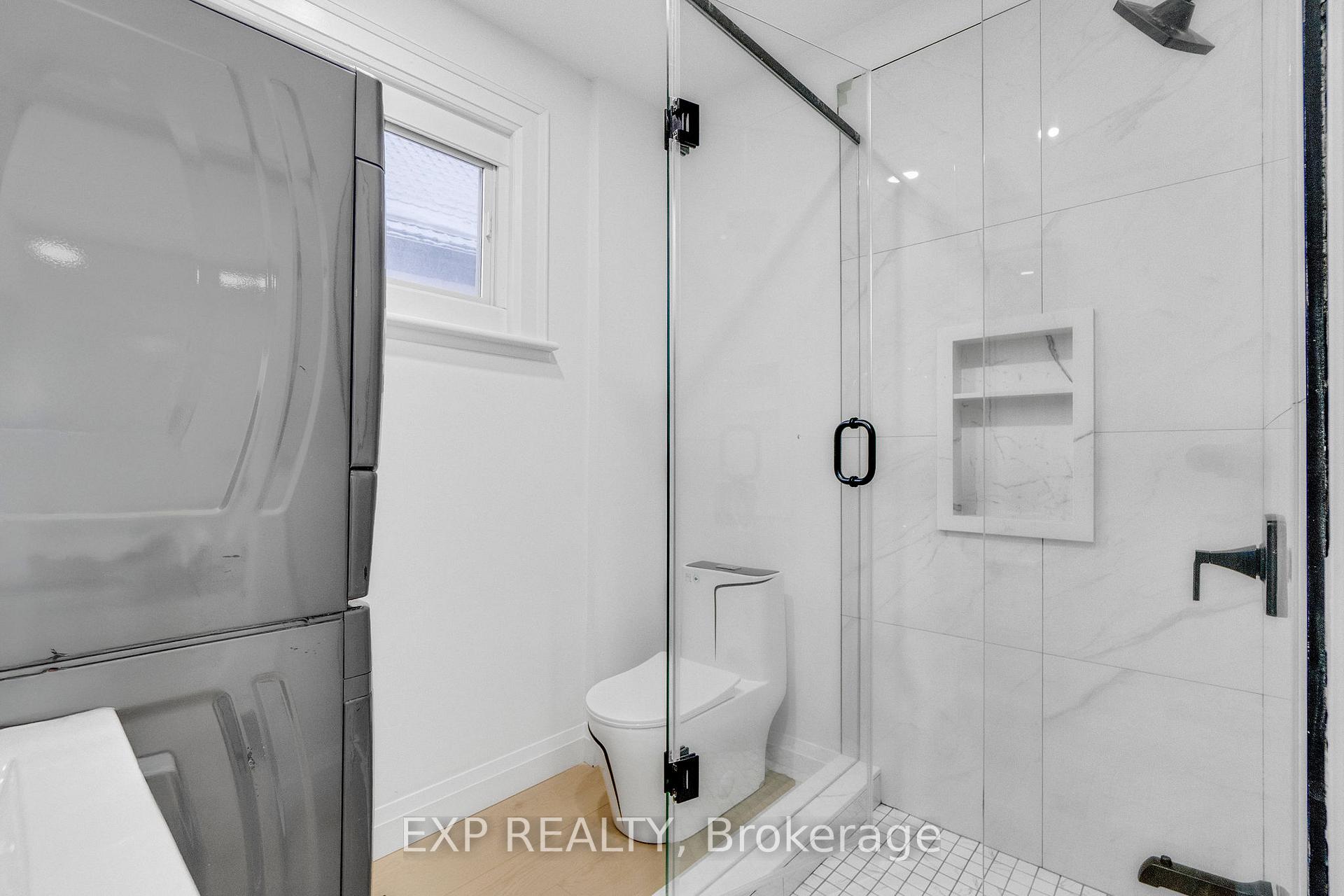 Photo 16 of 64 Lancaster Street E, Kitchener, Civic Centre — HOMEH