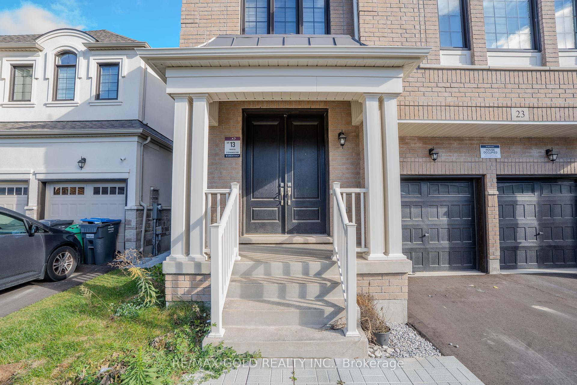 Photo 2 of 23 Bermondsey Way, Brampton, Bram West — HOMEH