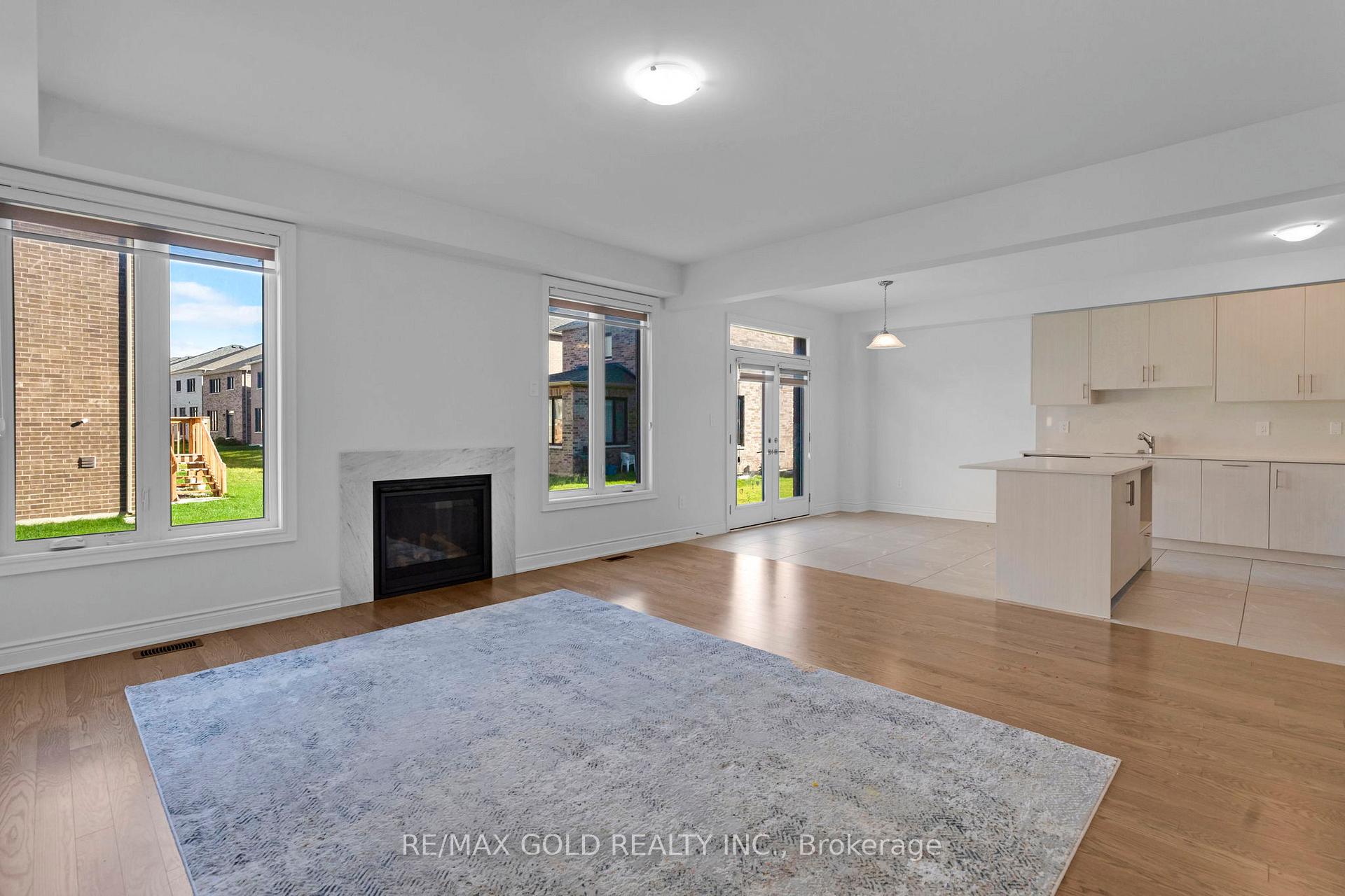 Photo 17 of 23 Bermondsey Way, Brampton, Bram West — HOMEH