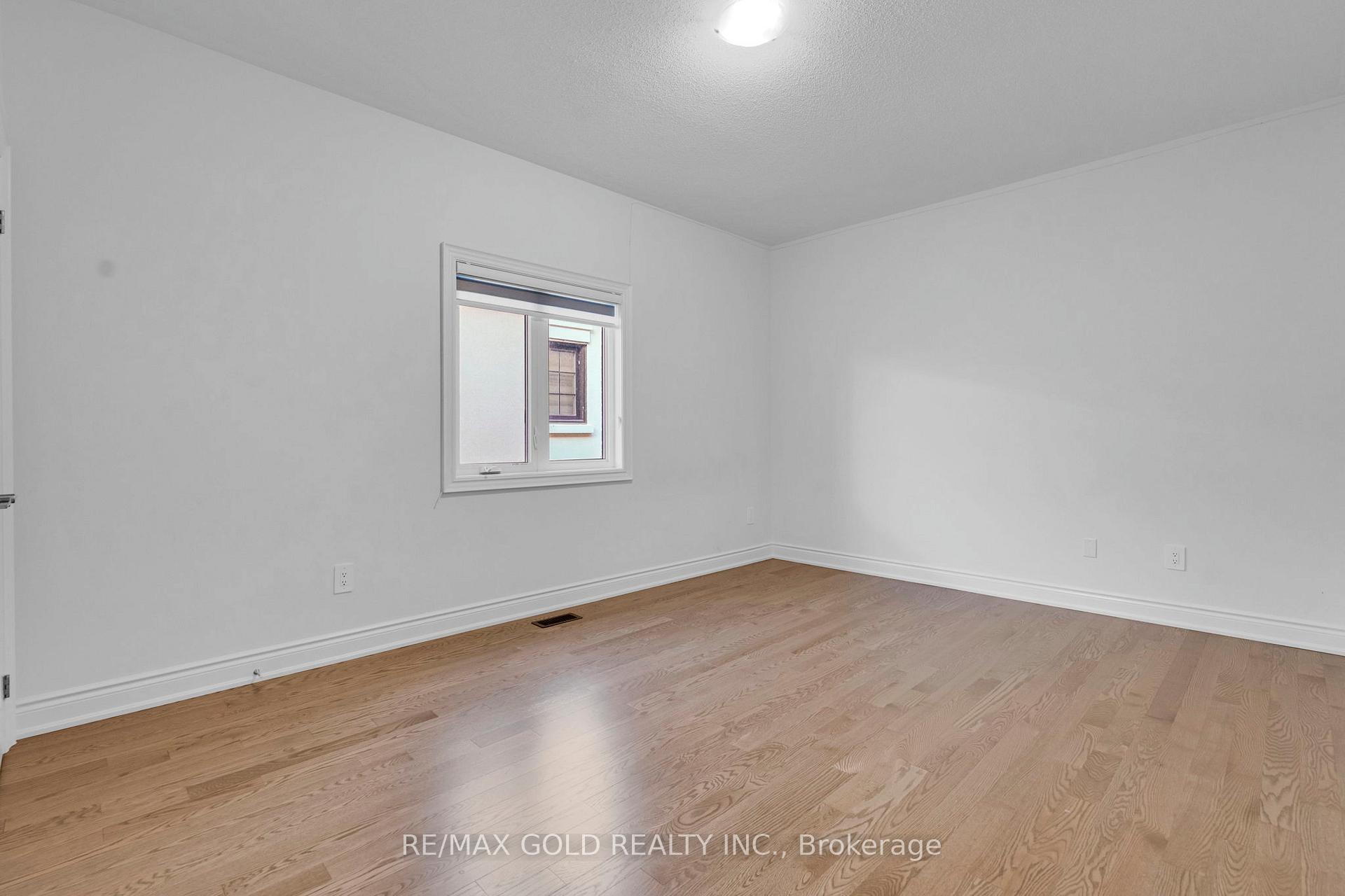 Photo 30 of 23 Bermondsey Way, Brampton, Bram West — HOMEH