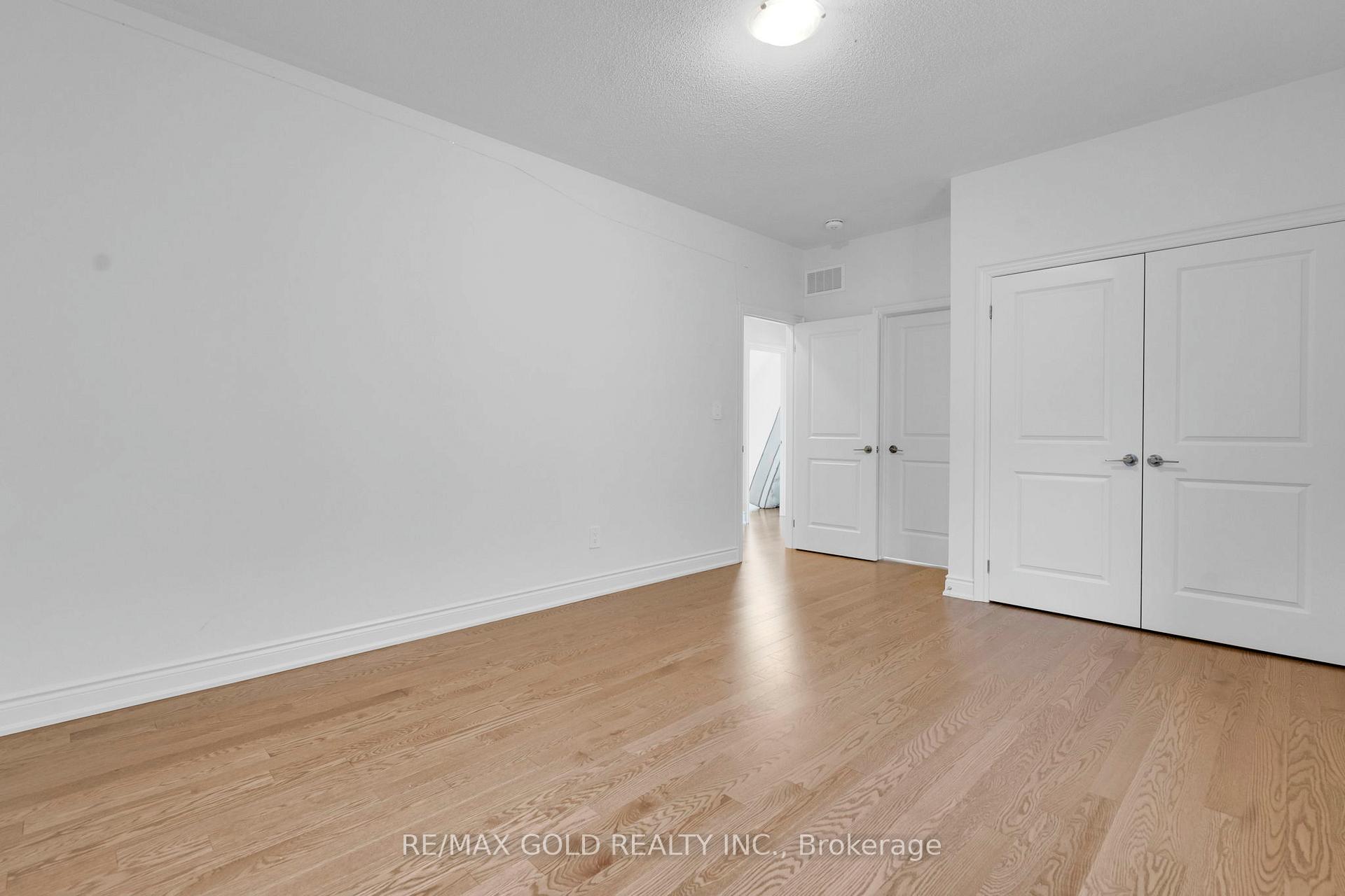 Photo 31 of 23 Bermondsey Way, Brampton, Bram West — HOMEH
