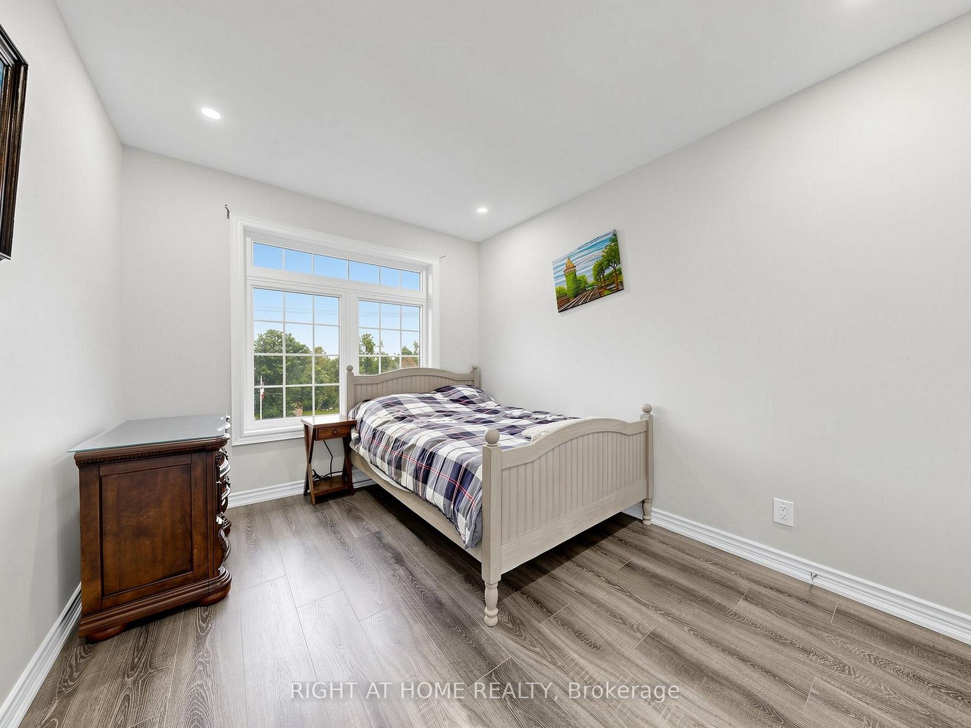 Photo 9 of 637 Simcoe Street, Brock, Beaverton — HOMEH