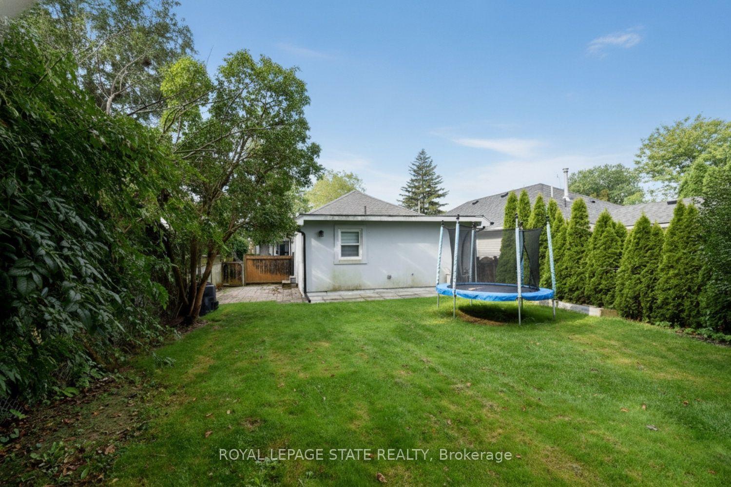 Photo 26 of 10 Graham Street, St. Catharines, Port Dalhousie — HOMEH