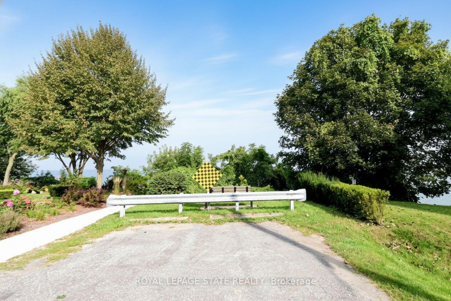 Photo 27 of 10 Graham Street, St. Catharines, Port Dalhousie — HOMEH