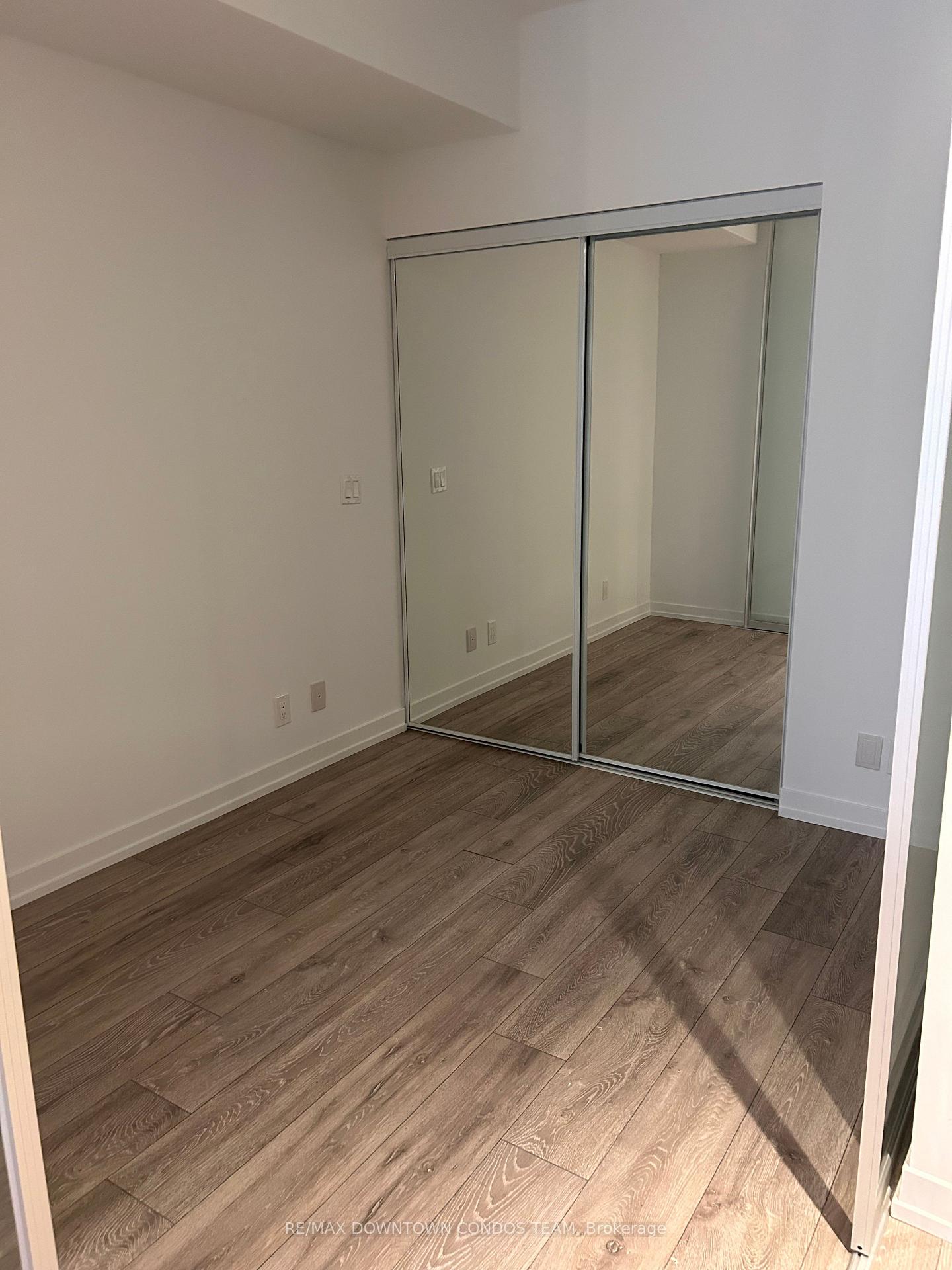 Photo 16 of Unit 511, 55 Mercer Street, Toronto, Waterfront Communities — HOMEH