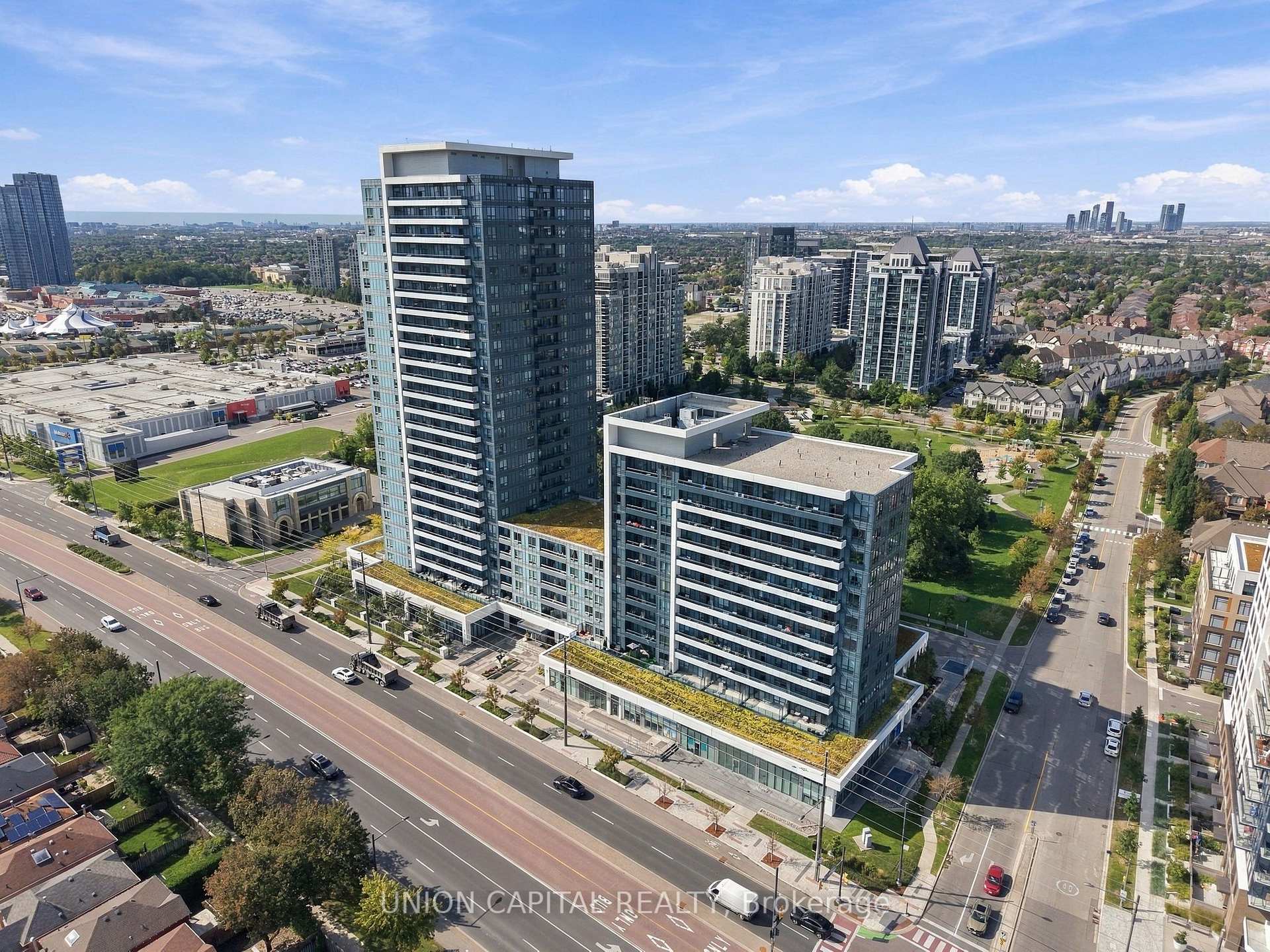 Photo 2 of Unit 412, 7890 Bathurst Street, Vaughan, Beverley Glen — HOMEH