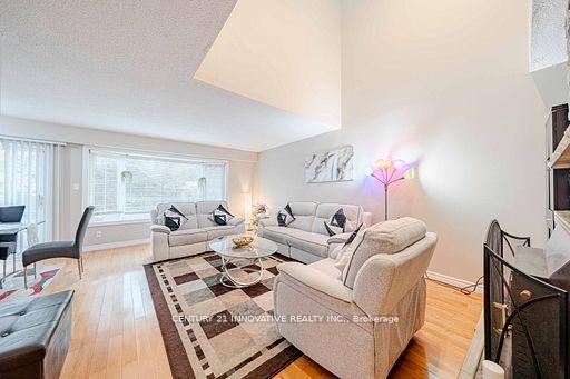 Photo 7 of 1764 Listowell Crescent, Pickering, Liverpool — HOMEH