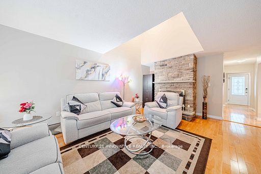 Photo 9 of 1764 Listowell Crescent, Pickering, Liverpool — HOMEH