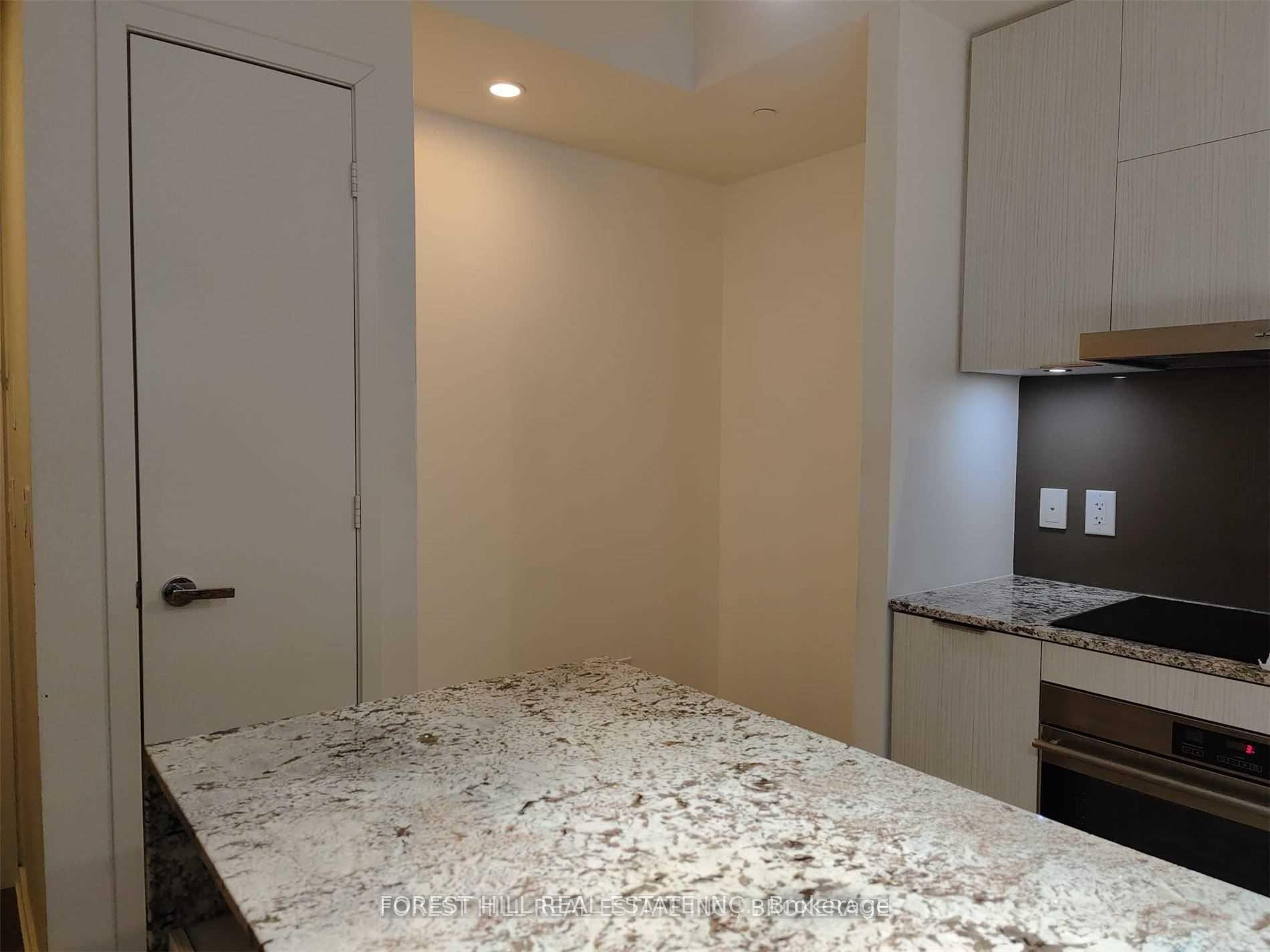 Photo 5 of Unit 2412, 1 Bloor Street E, Toronto, Church-Yonge Corridor — HOMEH