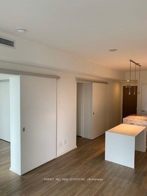 Photo 6 of Unit 2412, 1 Bloor Street E, Toronto, Church-Yonge Corridor — HOMEH