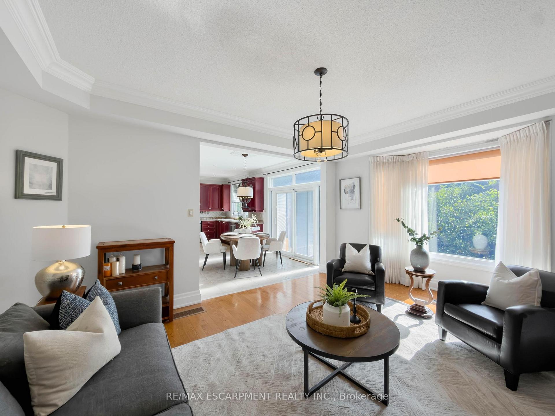 Photo 17 of 1396 Thorncrest Crescent, Oakville, West Oak Trails — HOMEH