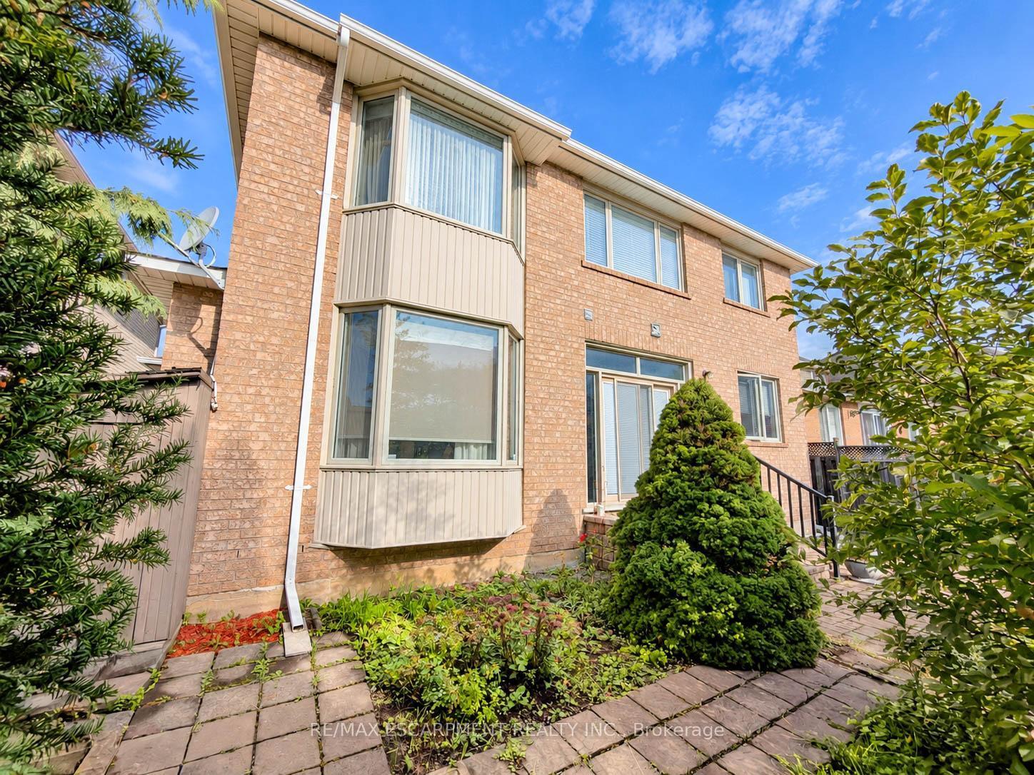 Photo 44 of 1396 Thorncrest Crescent, Oakville, West Oak Trails — HOMEH