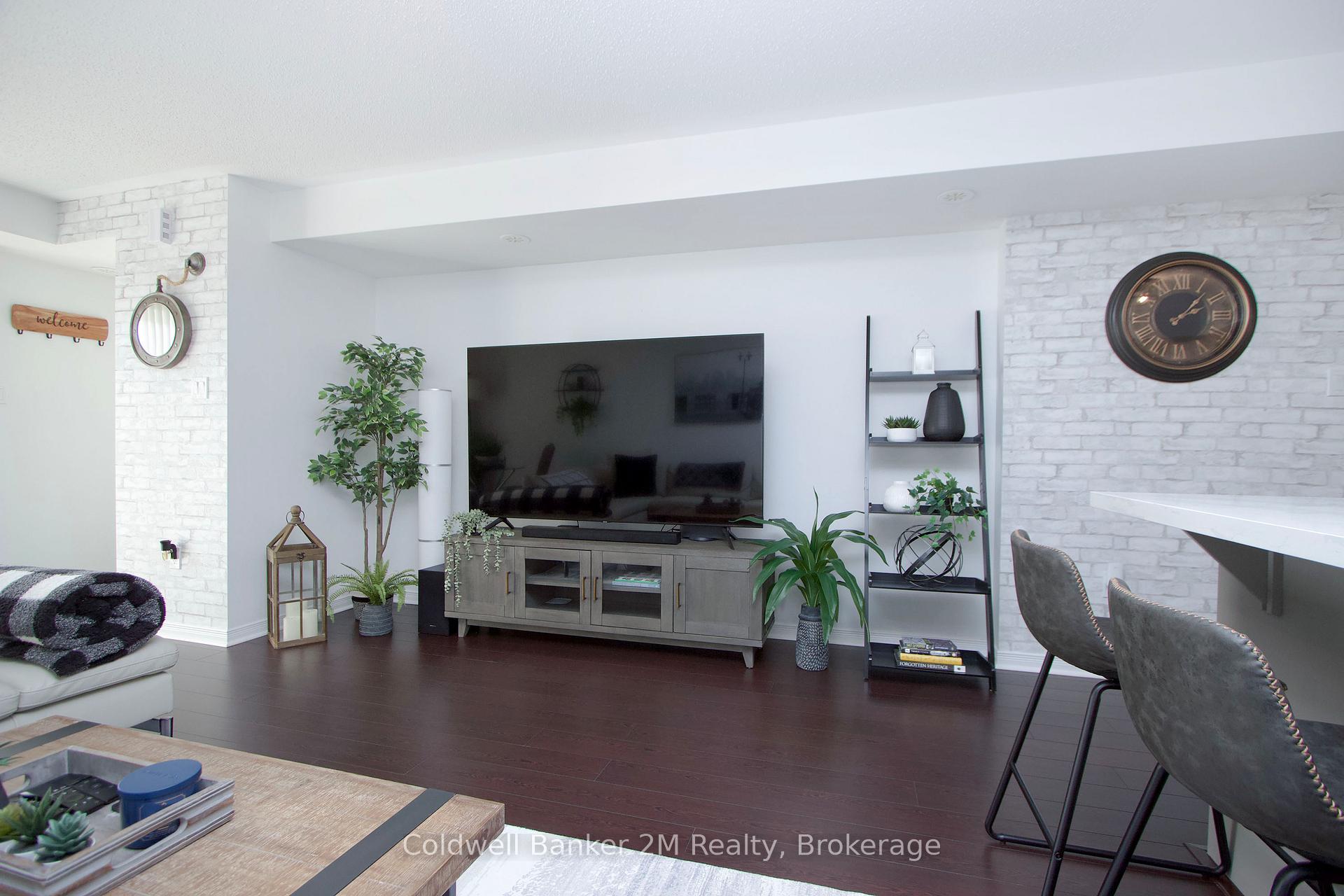 Photo 10 of 164 Kingston Road W, Ajax, Central — HOMEH