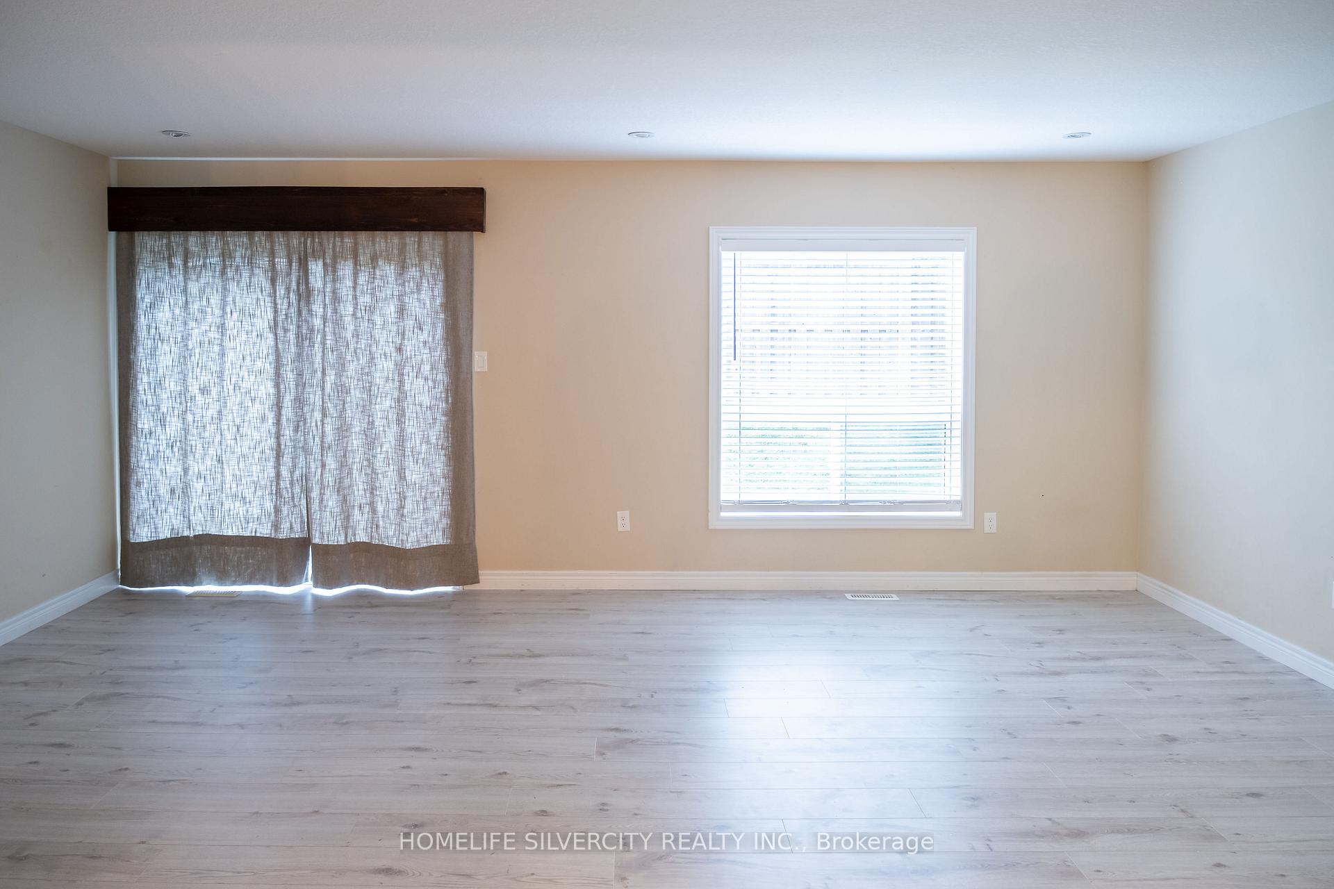 Photo 5 of Unit 57, 1220 Riverbend Road, London, South B — HOMEH