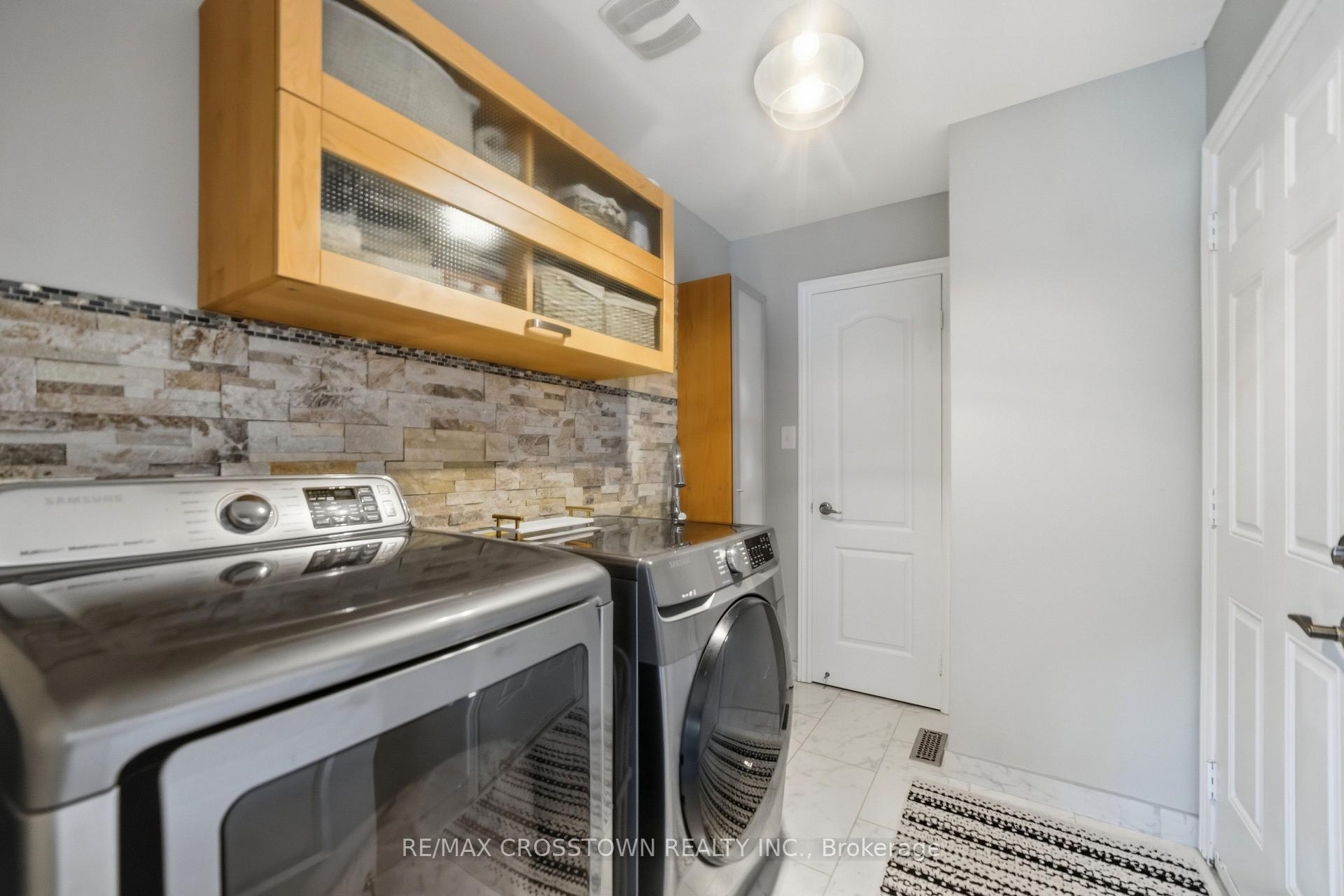 Photo 16 of 17 Counsellor Terrace, Barrie, Innis-Shore — HOMEH
